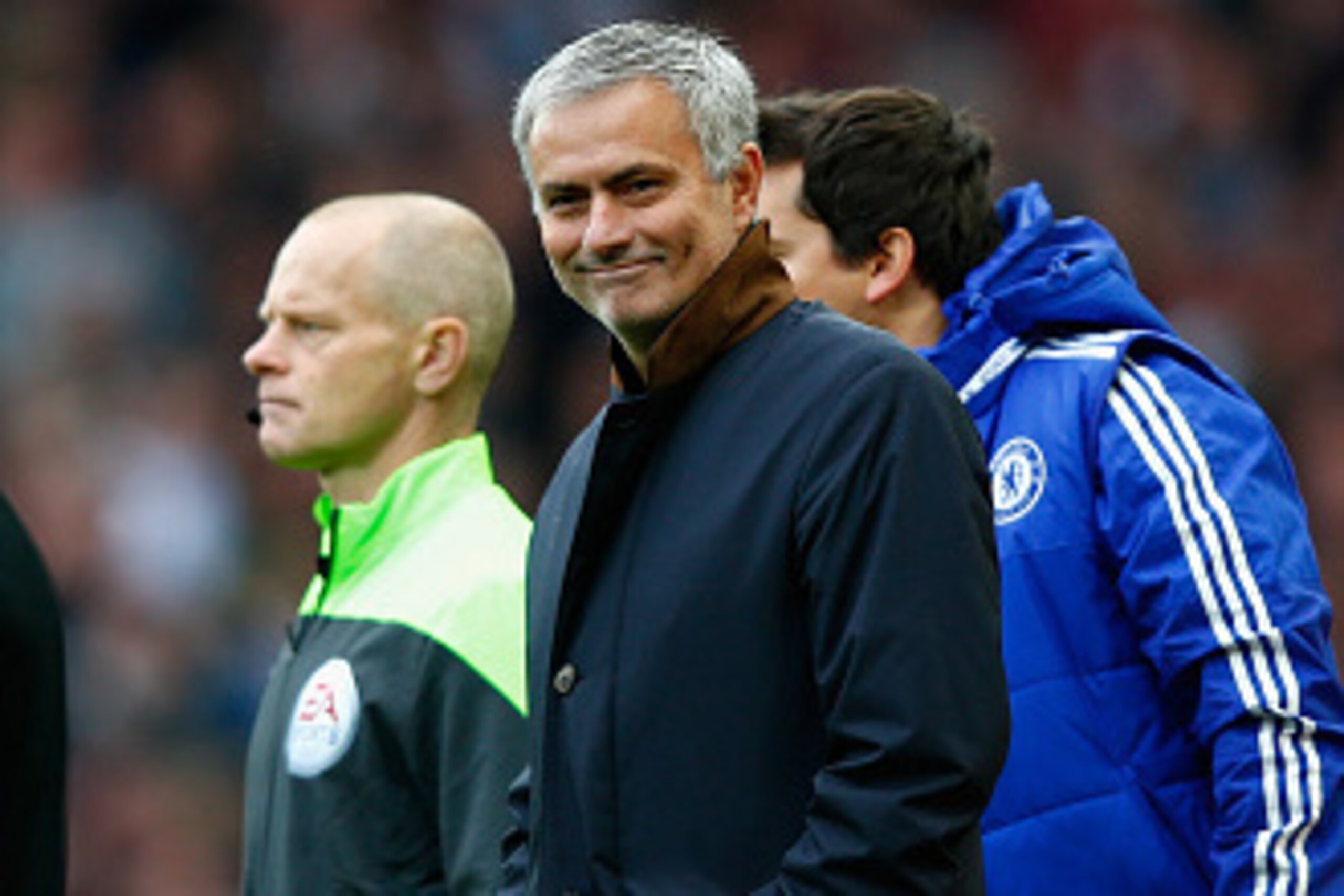 LONDON, ENGLAND - OCTOBER 24: Jose Mourinho Manager of Chelsea looks on during the Barclays Premier League match between West Ham United and Chelsea at Boleyn Ground on October 24, 2015 in London, England.  (Photo by Clive Rose/Getty Images)