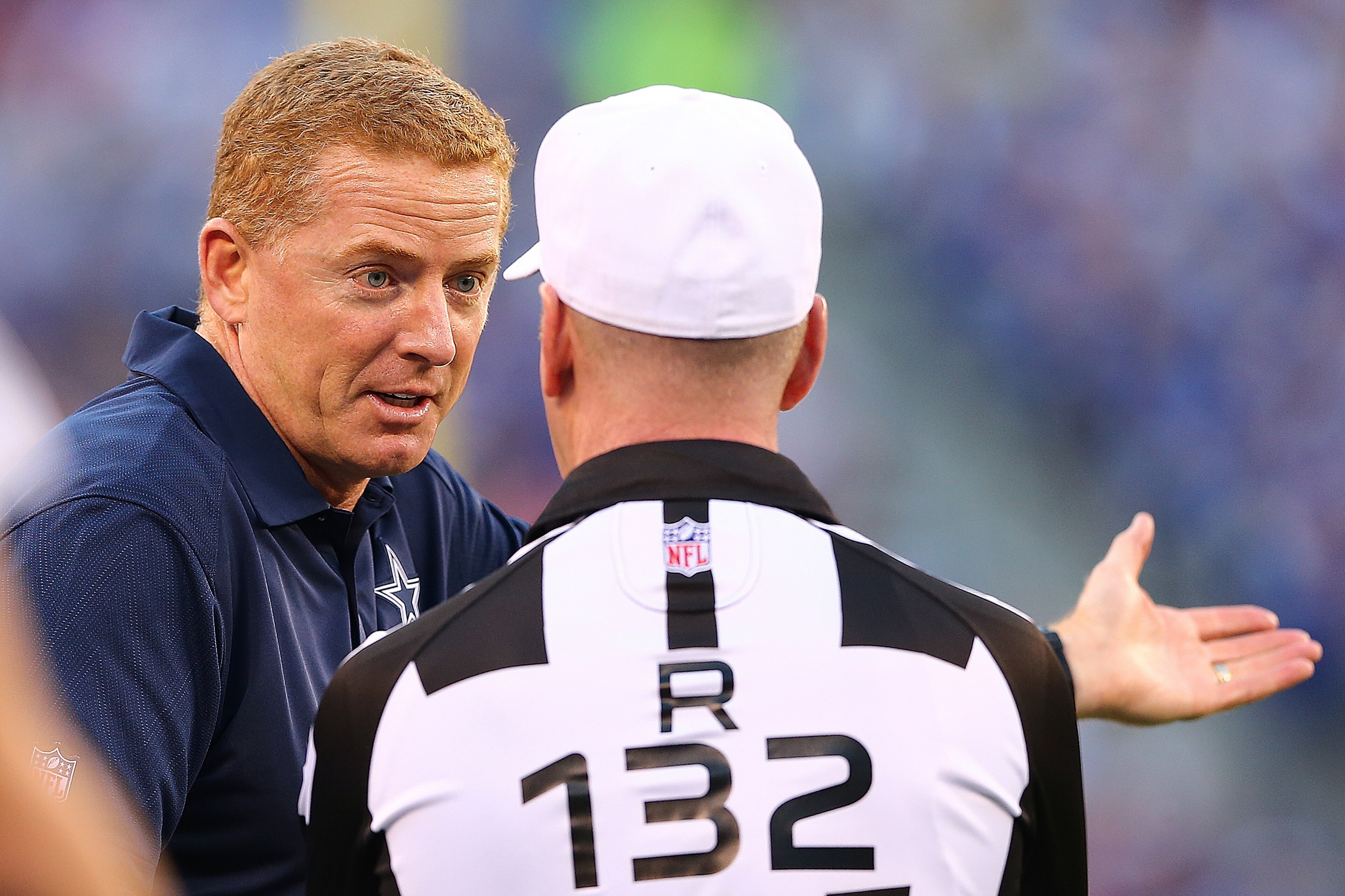 EAST RUTHERFORD, NJ - OCTOBER 25: Head coach Jason Garrett of the Dallas Cowboys discusses a call with referee John Parry #132 during the second quarter against the New York Giants at MetLife Stadium on October 25, 2015 in East Rutherford, New Jersey. ( EAST RUTHERFORD, NJ - OCTOBER 25: Head coach Jason Garrett of the Dallas Cowboys discusses a call with referee John Parry #132 during the second quarter against the New York Giants at MetLife Stadium on October 25, 2015 in East Rutherford, New Jersey. (