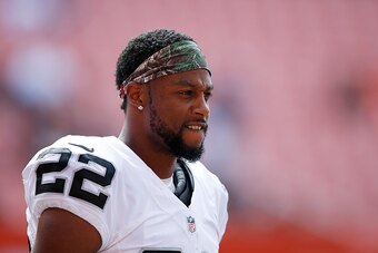CLEVELAND, OH - SEPTEMBER 27: Taiwan Jones #22 of the Oakland Raiders looks on against the Cleveland Browns during a game at FirstEnergy Stadium on September 27, 2015 in Cleveland, Ohio. The Raiders defeated the Browns 27-20. (Photo by Joe Robbins/Getty I