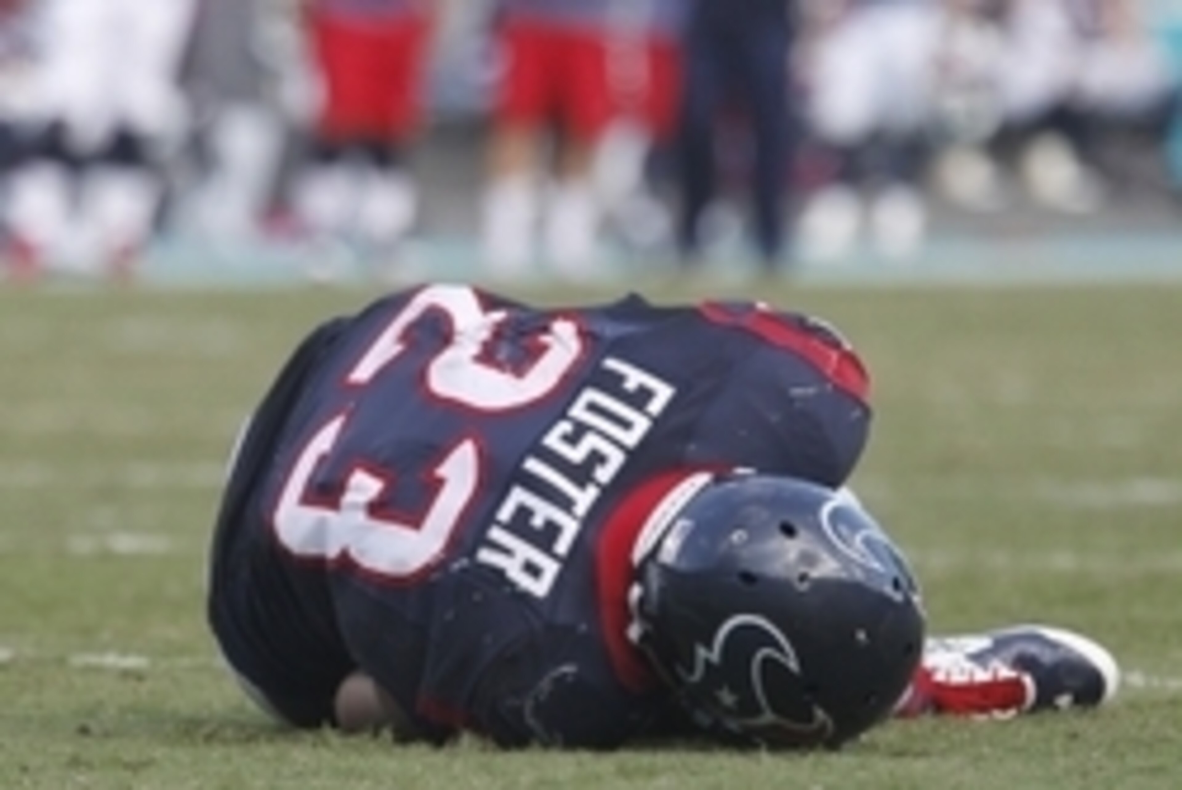 Oct 25, 2015; Miami Gardens, FL, USA; Houston Texans running back Arian Foster (23) lays on the ground after being injured in the fourth quarter against the Miami Dolphins at Sun Life Stadium. The Dolphins won 44-26. Mandatory Credit: Andrew Innerarity-US Oct 25, 2015; Miami Gardens, FL, USA; Houston Texans running back Arian Foster (23) lays on the ground after being injured in the fourth quarter against the Miami Dolphins at Sun Life Stadium. The Dolphins won 44-26. Mandatory Credit: Andrew Innerarity-US