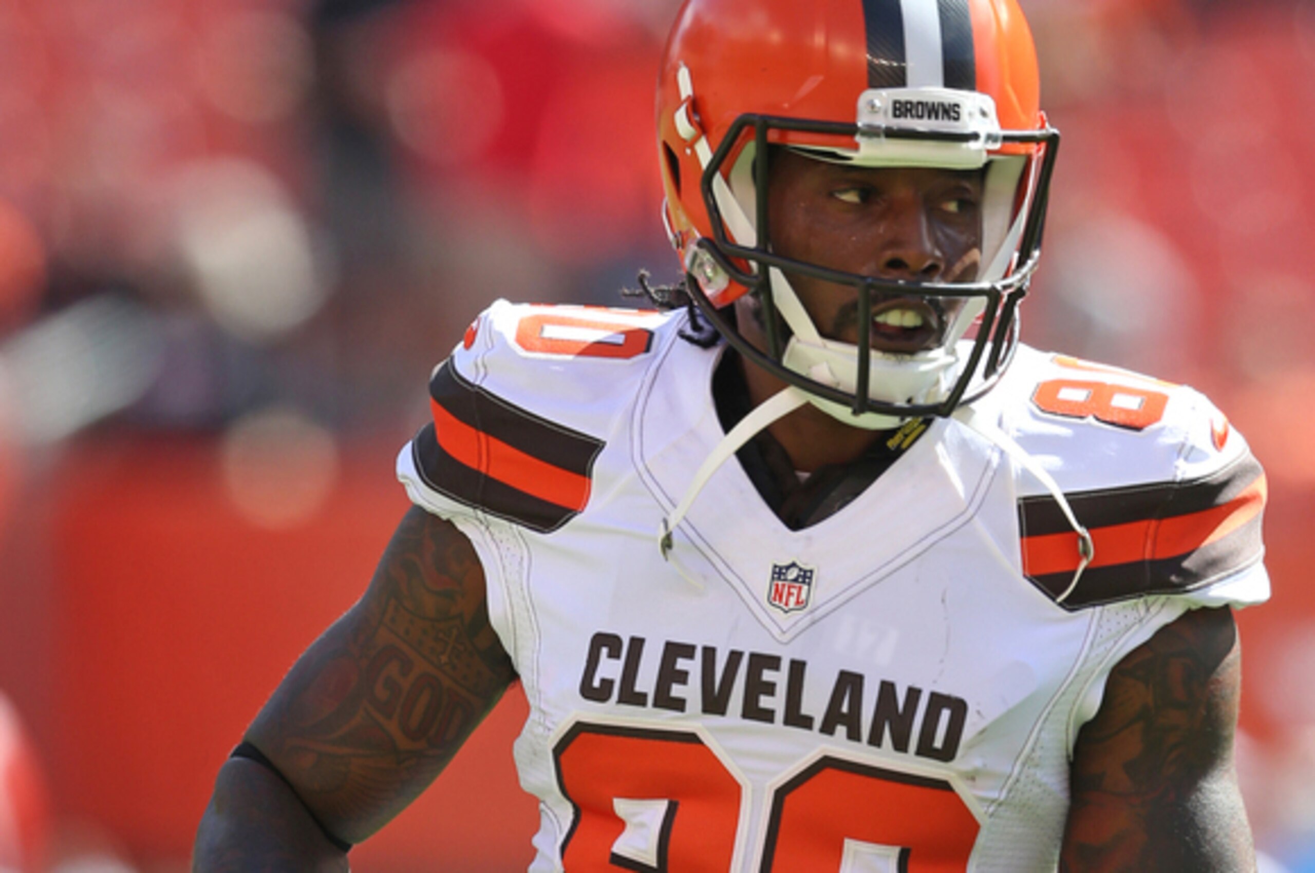 Wide receiver Dwayne Bowe has played just 12 snaps this season.