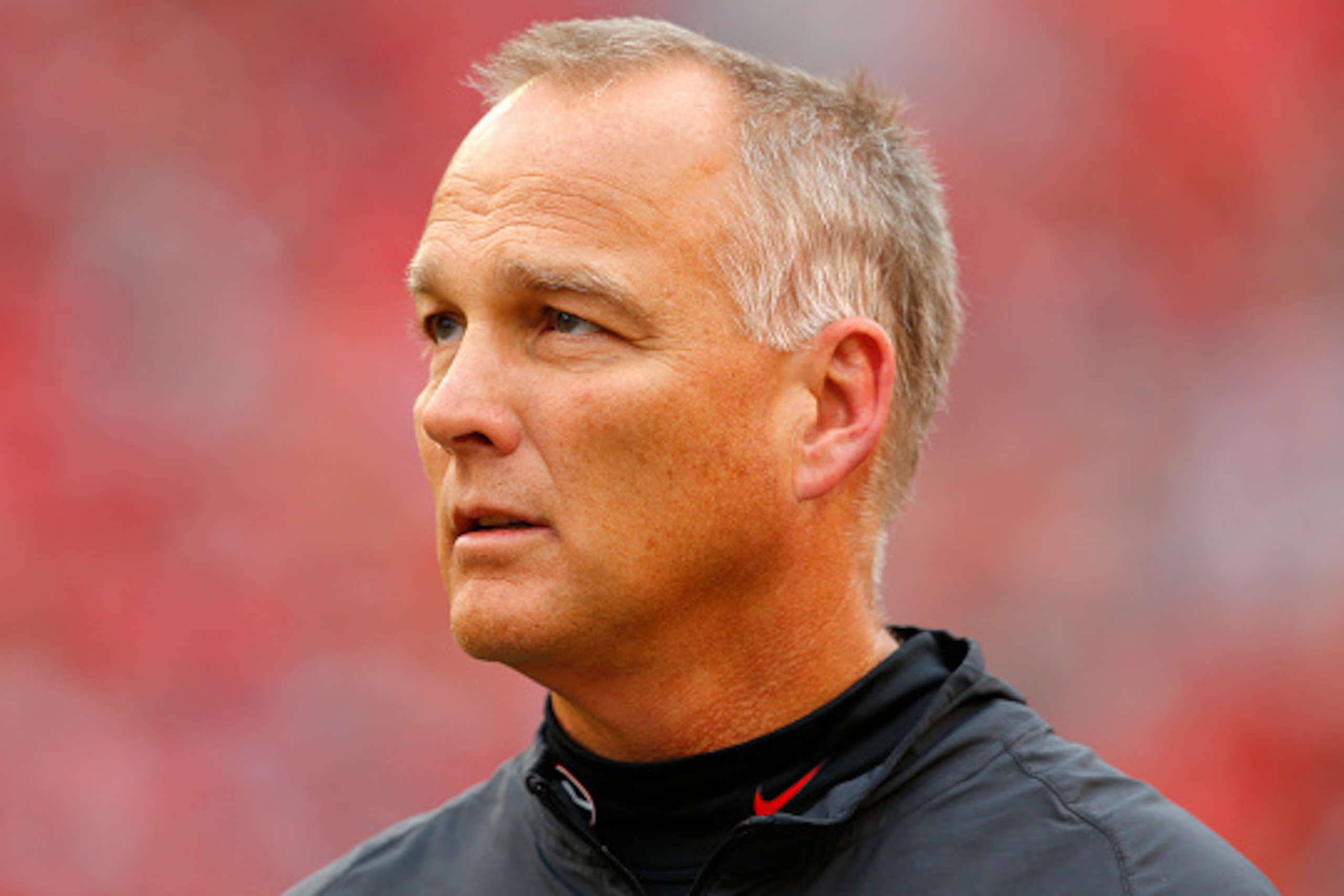 ATHENS, GA - SEPTEMBER 26: Georgia Bulldogs head coach Mark Richt watches on in the third quarter of the game against the Southern University Jaguars on September 26, 2015 at Sanford Stadium in Athens, Georgia. The Georgia Bulldogs won 48-6. (Photo by Tod