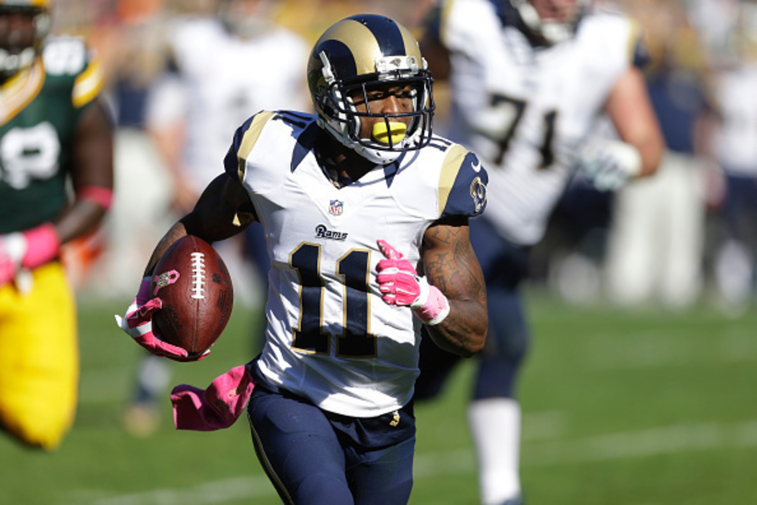 GREEN BAY, WI - OCTOBER 11: Tavon Austin #11 of the St. Louis Rams runs with the football during the fourth quarter against the Green Bay Packers at Lambeau Field on October 11, 2015 in Green Bay, Wisconsin. (Photo by Mike McGinnis/Getty Images)