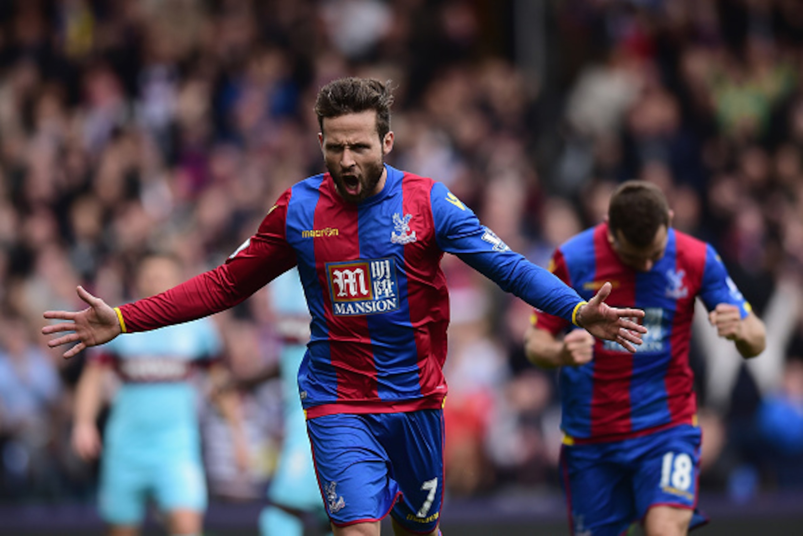LONDON, ENGLAND - OCTOBER 17: Yohan Cabaye of Crystal Palace celebrates scoring his team's first goal from the penalty spot during the Barclays Premier League match between Crystal Palace and West Ham United at Selhurst Park on October 17, 2015 in London LONDON, ENGLAND - OCTOBER 17: Yohan Cabaye of Crystal Palace celebrates scoring his team's first goal from the penalty spot during the Barclays Premier League match between Crystal Palace and West Ham United at Selhurst Park on October 17, 2015 in London