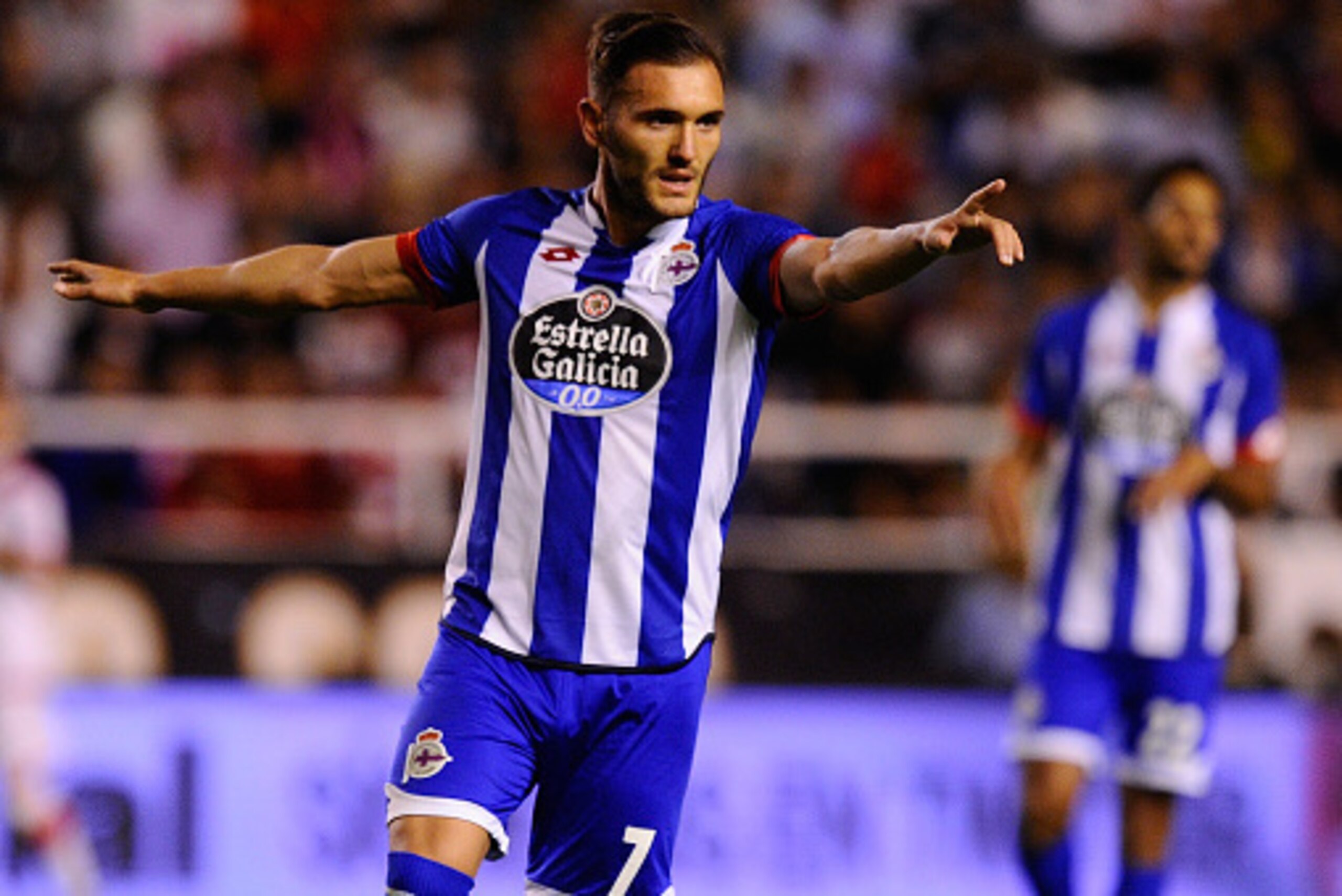 MADRID, SPAIN - SEPTEMBER 14:  Lucas Perez of RC Deportivo la Coruna reacts during the La Liga match between Rayo Vallecano and RC Deportivo La Coruna at Estadio Teresa Rivero on September 14, 2015 in Madrid, Spain.  (Photo by Denis Doyle/Getty Images)