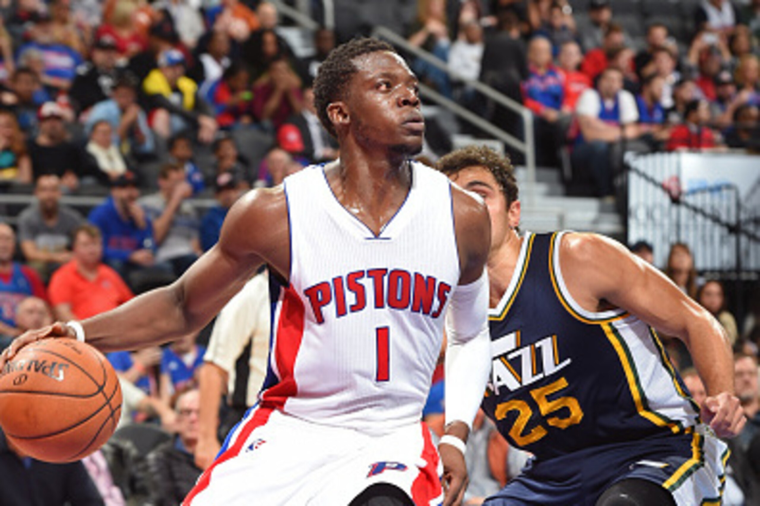 AUBURN HILLS, MI - OCTOBER 28:  Reggie Jackson #1 of the Detroit Pistons drives to the basket against the Utah Jazz on October 28, 2015 at The Palace of Auburn Hills in Auburn Hills, Michigan. NOTE TO USER: User expressly acknowledges and agrees that, by 