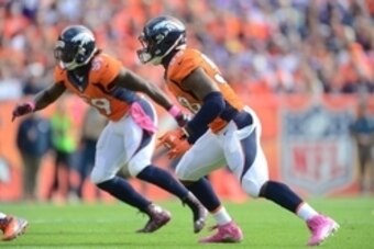 Oct 4, 2015; Denver, CO, USA; Denver Broncos outside linebacker Von Miller (58) pass rushes in the first quarter against the Minnesota Vikings at Sports Authority Field at Mile High. Mandatory Credit: Ron Chenoy-USA TODAY Sports