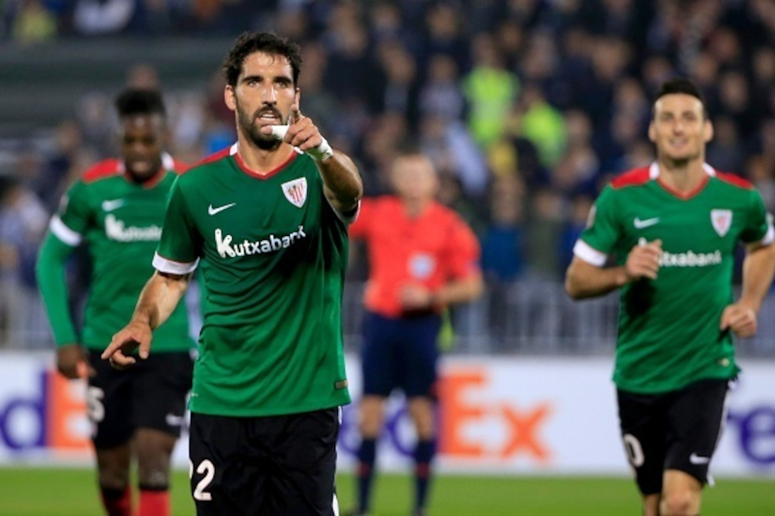 Athletic's Raul Garcia (C) celebrates his goal during the UEFA Europa League Group L football match between Partizan and Athletic Bilbao at the FK Partizan Stadium on October 22, 2015 in Belgrade. AFP PHOTO / PEDJA MILOSAVLJEVIC        (Photo credit shoul
