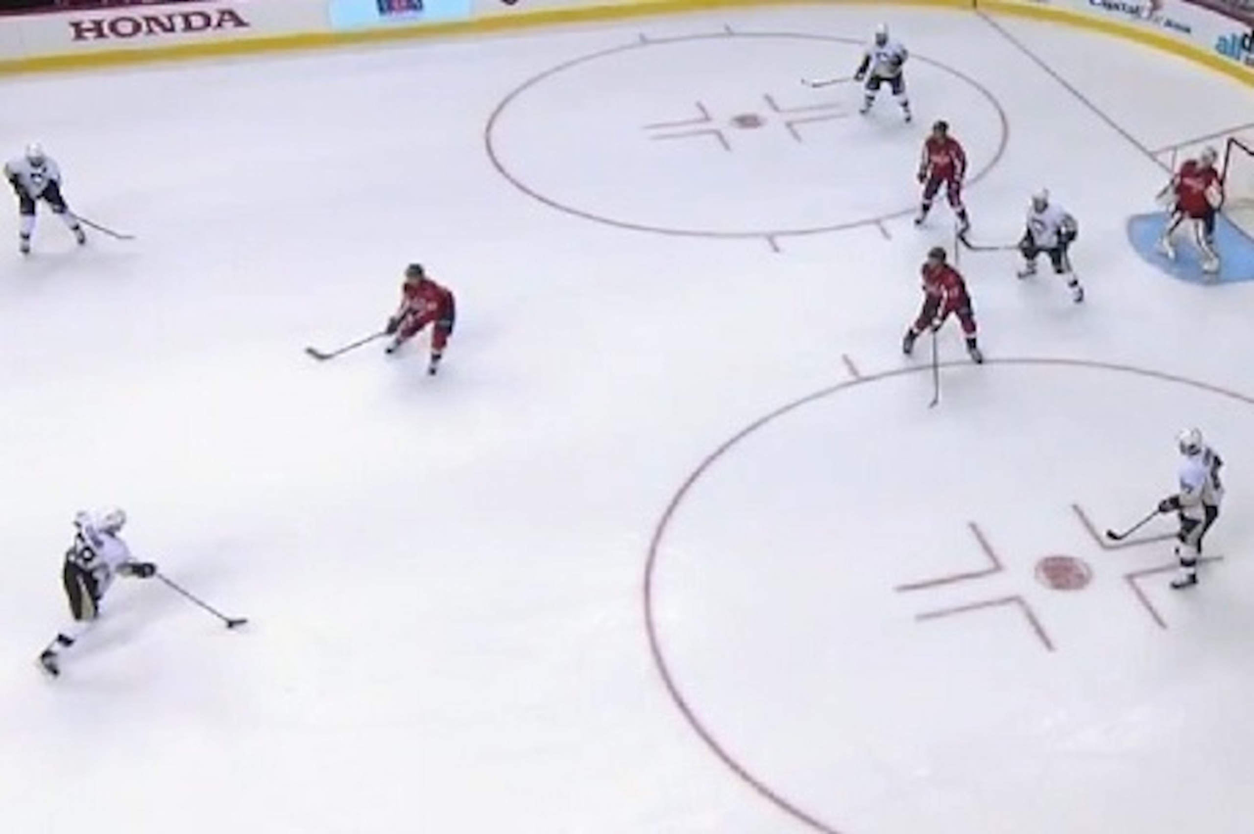 No, Letang isn't going to shoot. There are 13 more seconds of passing and perimeter play to go yet.