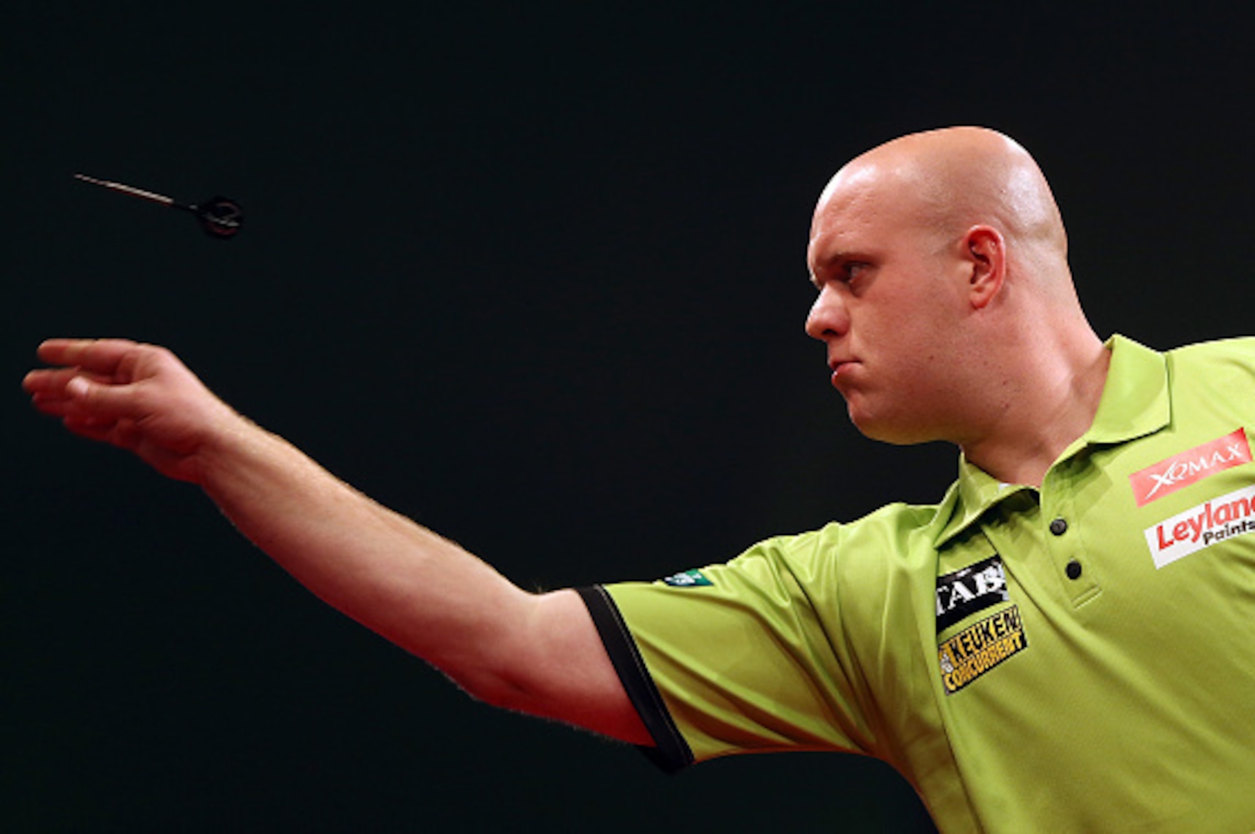 AUCKLAND, NEW ZEALAND - AUGUST 29: Michael Van Gerwen in action during the Auckland Darts Masters at The Trusts Arena on August 29, 2015 in Auckland, New Zealand. (Photo by Michael Bradley/Getty Images) AUCKLAND, NEW ZEALAND - AUGUST 29: Michael Van Gerwen in action during the Auckland Darts Masters at The Trusts Arena on August 29, 2015 in Auckland, New Zealand. (Photo by Michael Bradley/Getty Images)