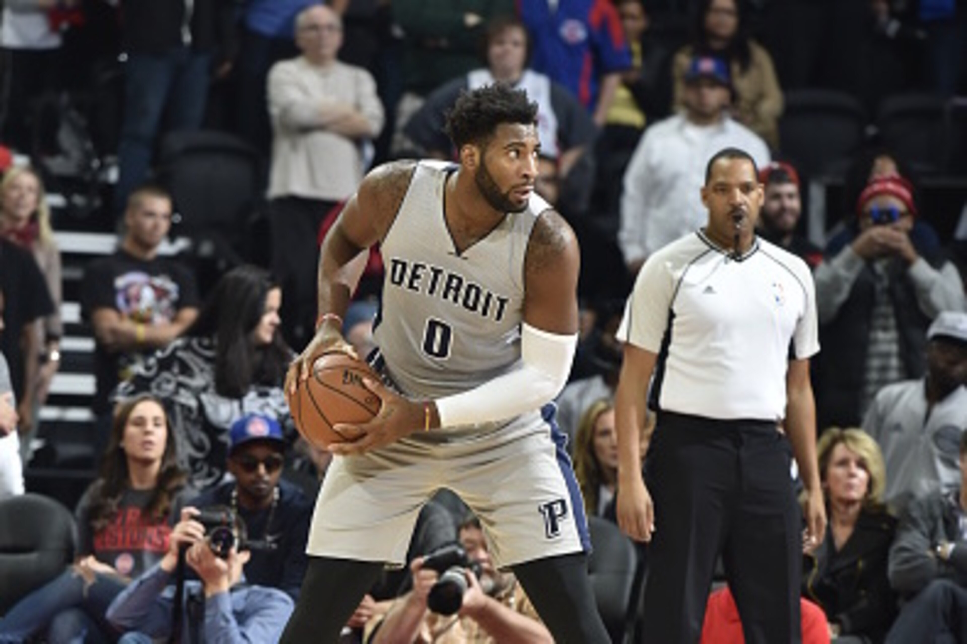 AUBURN HILLS, MI - OCTOBER 30: Andre Drummond #0 of the Detroit Pistons handles the ball against the Chicago Bulls on October 30, 2015 at The Palace of Auburn Hills in Auburn Hills, Michigan. NOTE TO USER: User expressly acknowledges and agrees that, by d AUBURN HILLS, MI - OCTOBER 30: Andre Drummond #0 of the Detroit Pistons handles the ball against the Chicago Bulls on October 30, 2015 at The Palace of Auburn Hills in Auburn Hills, Michigan. NOTE TO USER: User expressly acknowledges and agrees that, by d