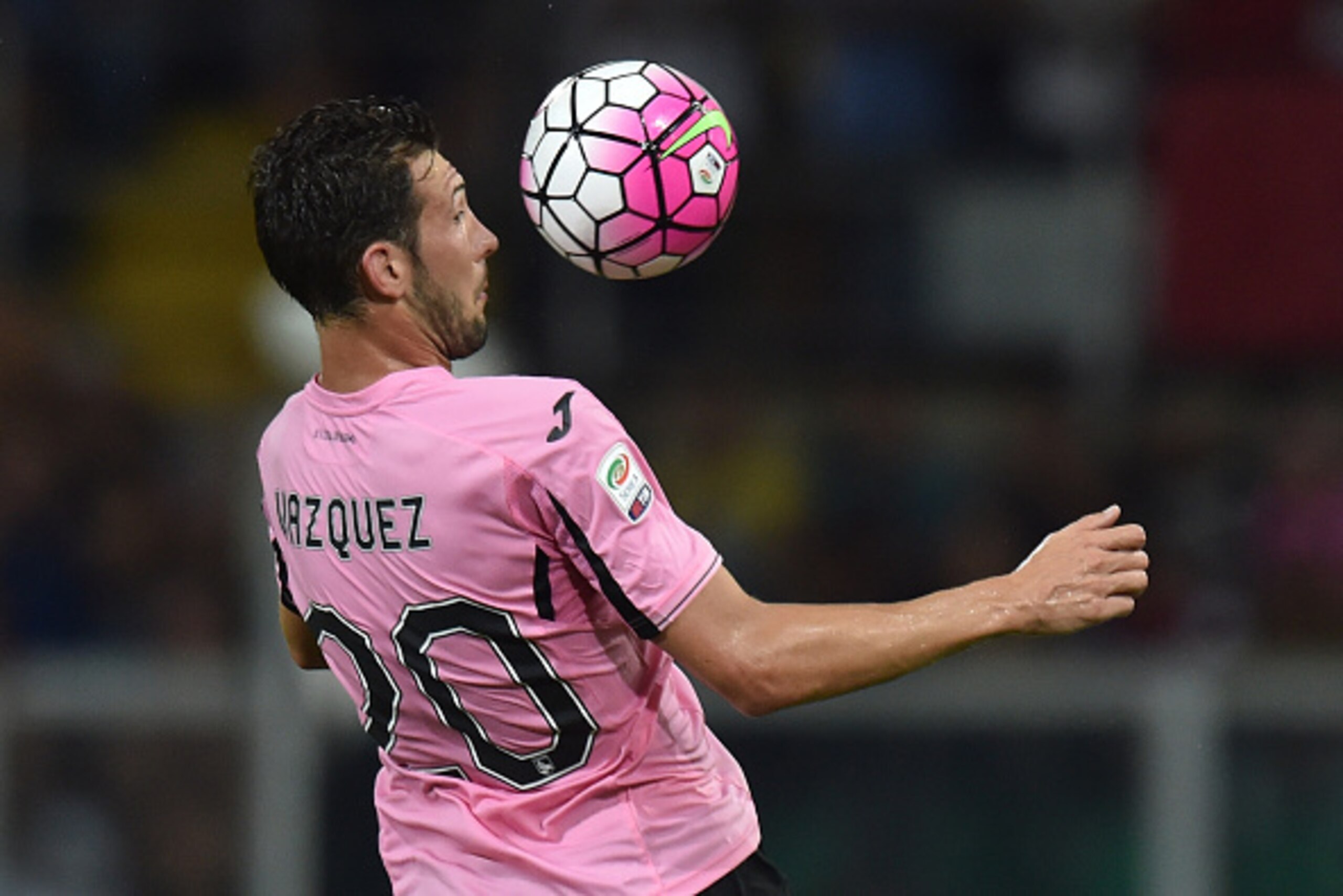 PALERMO, ITALY - AUGUST 23:  Franco Vazquez of Palermo in action during the Serie A match between US Citta di Palermo and Genoa CFC at Stadio Renzo Barbera on August 23, 2015 in Palermo, Italy.  (Photo by Tullio M. Puglia/Getty Images)