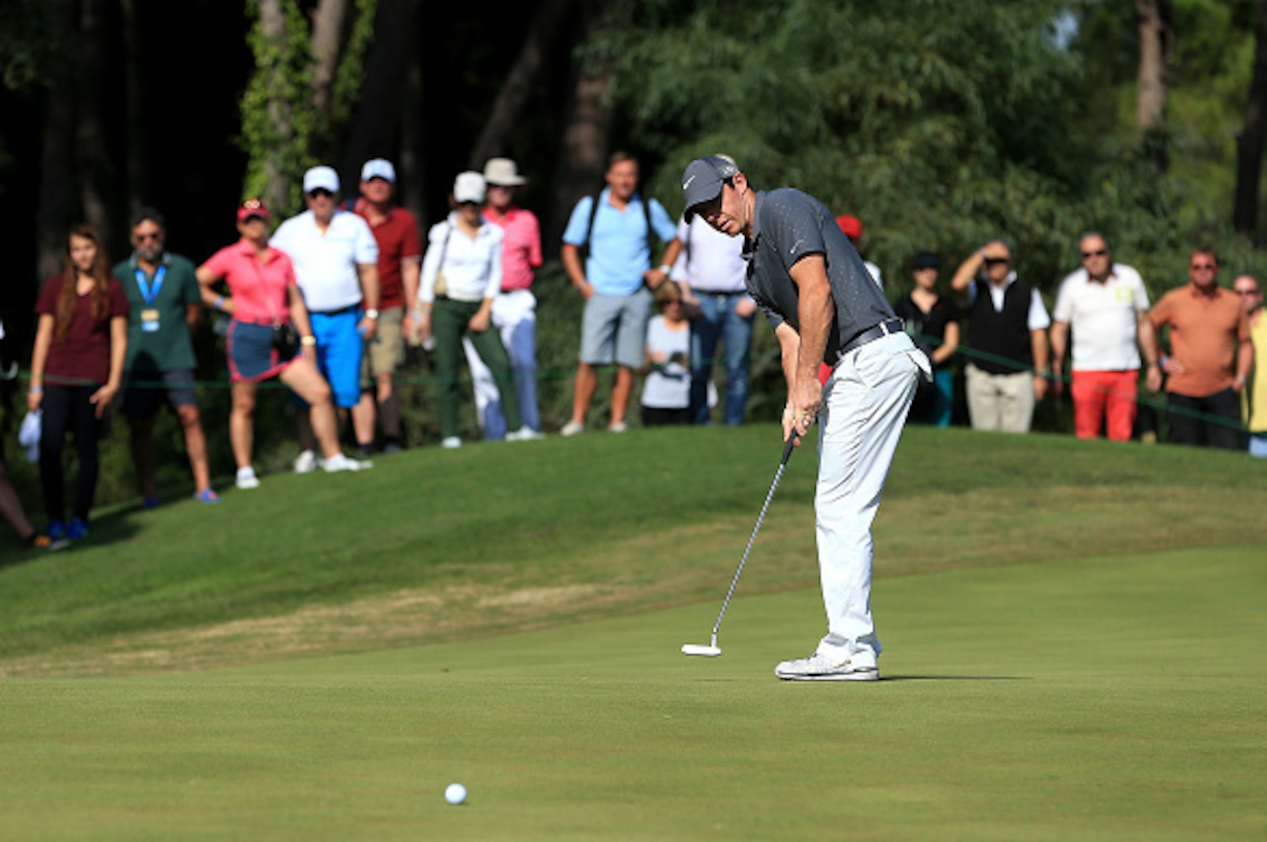 ANTALYA, TURKEY - OCTOBER 31:  Rory McIlroy of Northern Ireland a putts during the third round of the Turkish Airlines Open at The Montgomerie Maxx Royal Golf Club on October 31, 2015 in Antalya, Turkey.  (Photo by Jan Kruger/Getty Images)