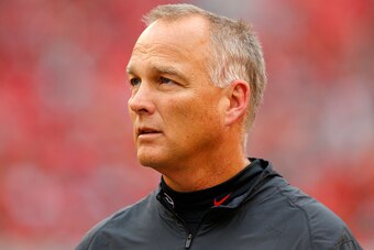 ATHENS, GA - SEPTEMBER 26: Georgia Bulldogs head coach Mark Richt watches on in the third quarter of the game against the Southern University Jaguars on September 26, 2015 at Sanford Stadium in Athens, Georgia. The Georgia Bulldogs won 48-6. (Photo by Tod