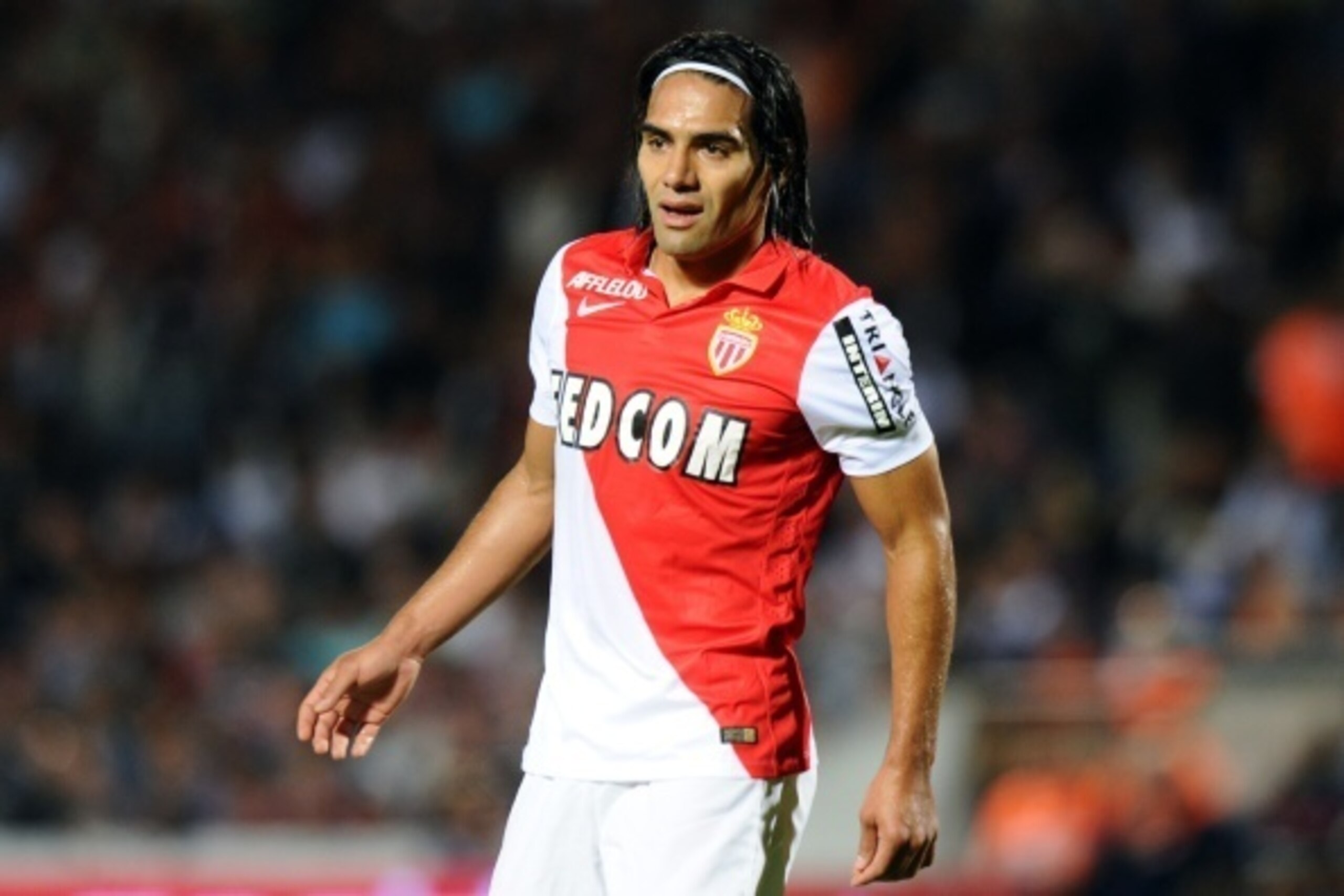 Monaco's Colombian forward Radamel Falcao reacts during the French L1 football match Bordeaux (FCGB) vs Moncao (ASMFC) on August 17, 2014 at the Chaban Delmas Stadium in Bordeaux. Bordeaux won 4-1. AFP PHOTO / NICOLAS TUCAT        (Photo credit should rea