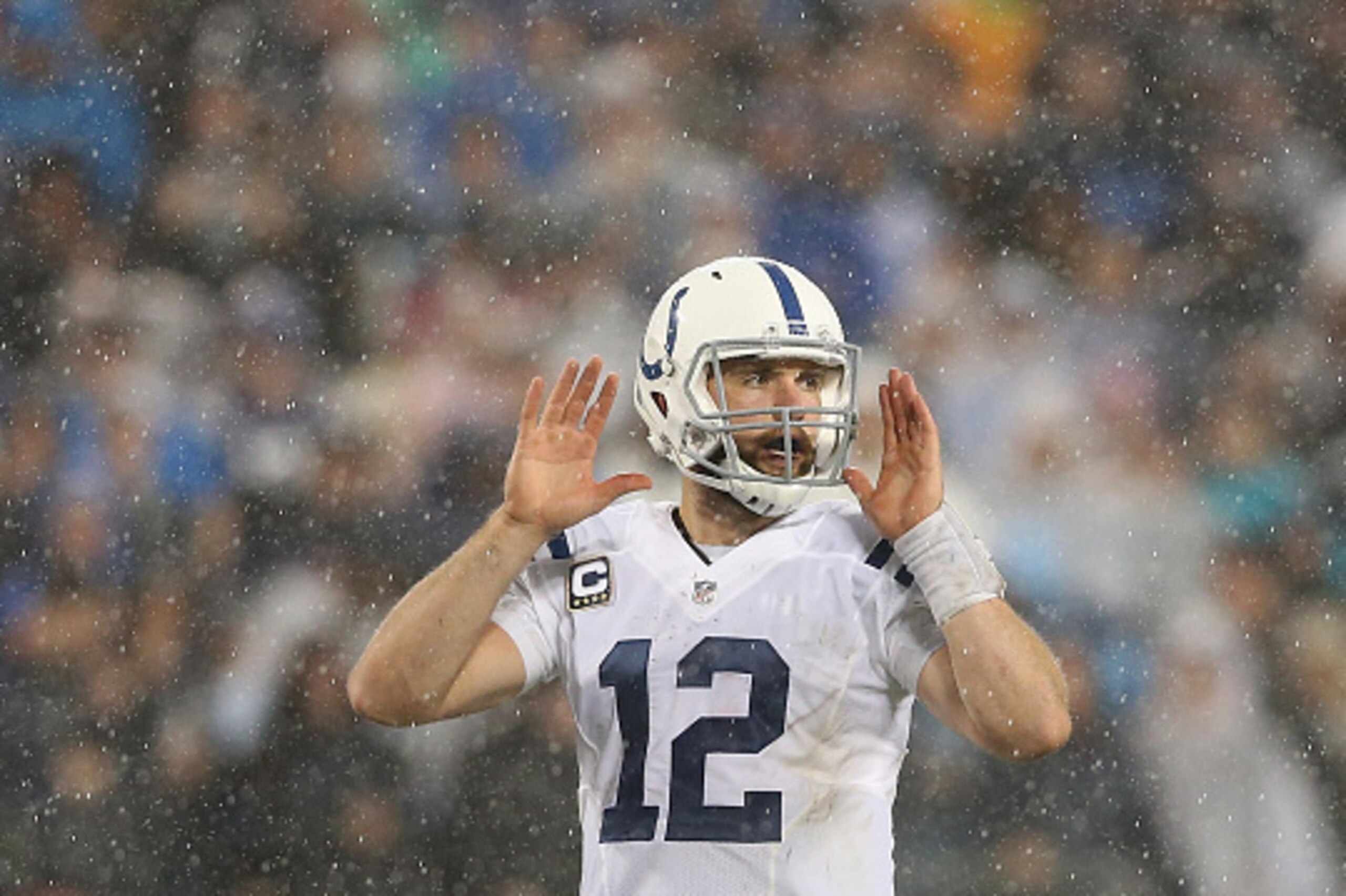 CHARLOTTE, NC - NOVEMBER 02:   Andrew Luck #12 of the Indianapolis Colts yells to his team during their game against the Carolina Panthers at Bank of America Stadium on November 2, 2015 in Charlotte, North Carolina.  (Photo by Streeter Lecka/Getty Images)