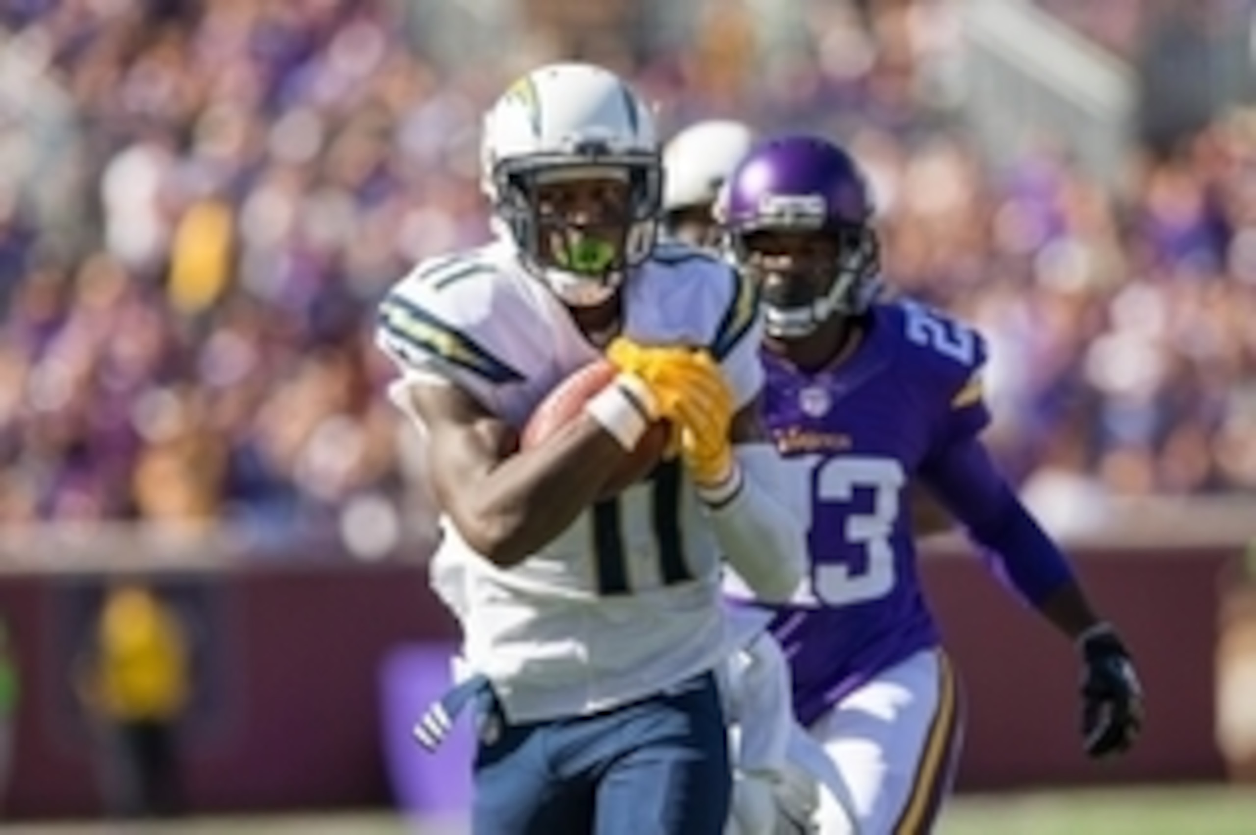 Sep 27, 2015; Minneapolis, MN, USA; San Diego Chargers wide receiver Stevie Johnson (11) catches a pass in the fourth quarter against the Minnesota Vikings at TCF Bank Stadium. The Minnesota Vikings beat the San Diego Chargers 31-14. Mandatory Credit: Bra Sep 27, 2015; Minneapolis, MN, USA; San Diego Chargers wide receiver Stevie Johnson (11) catches a pass in the fourth quarter against the Minnesota Vikings at TCF Bank Stadium. The Minnesota Vikings beat the San Diego Chargers 31-14. Mandatory Credit: Bra