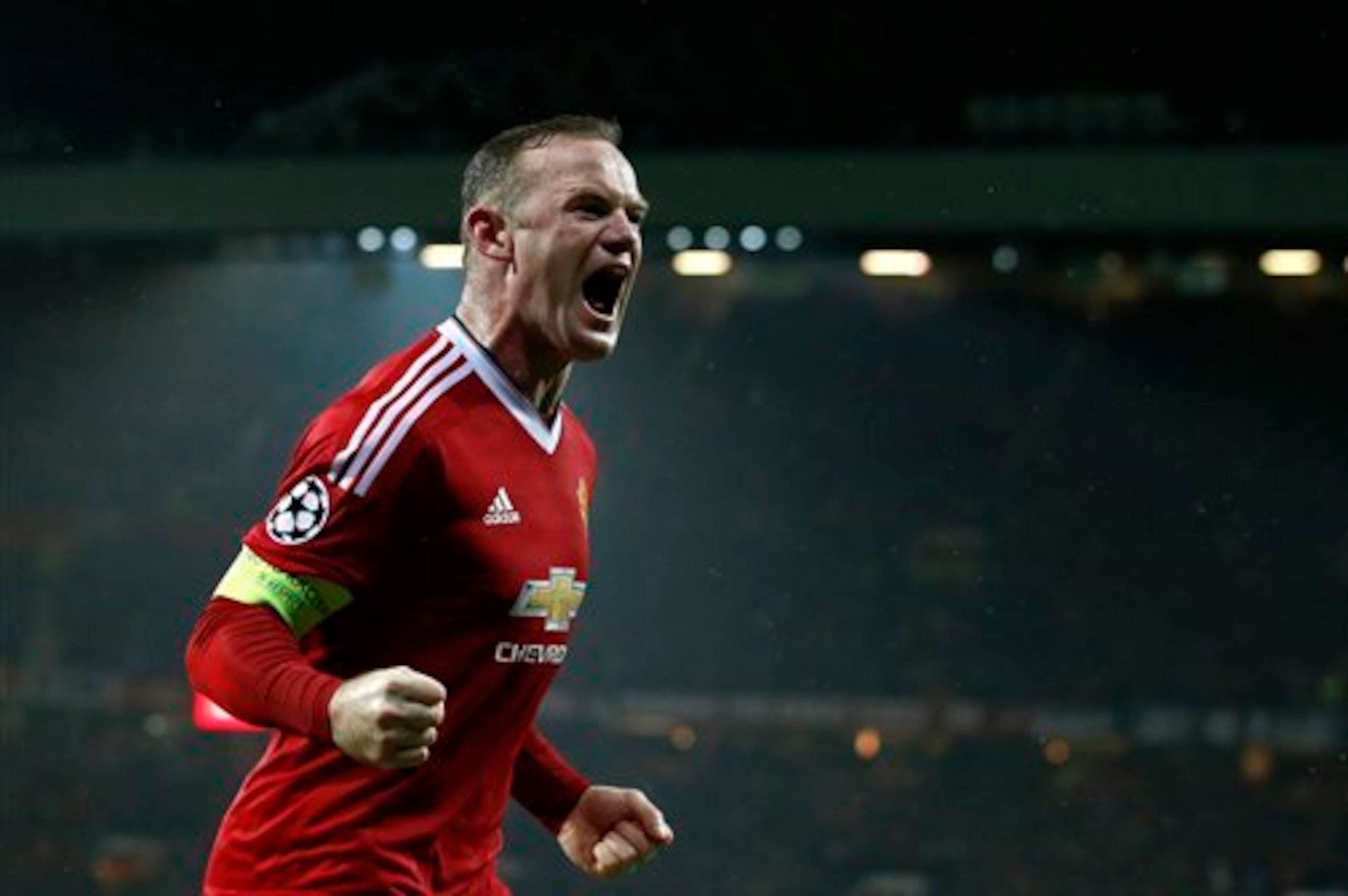 Wayne Rooney celebrates his goal