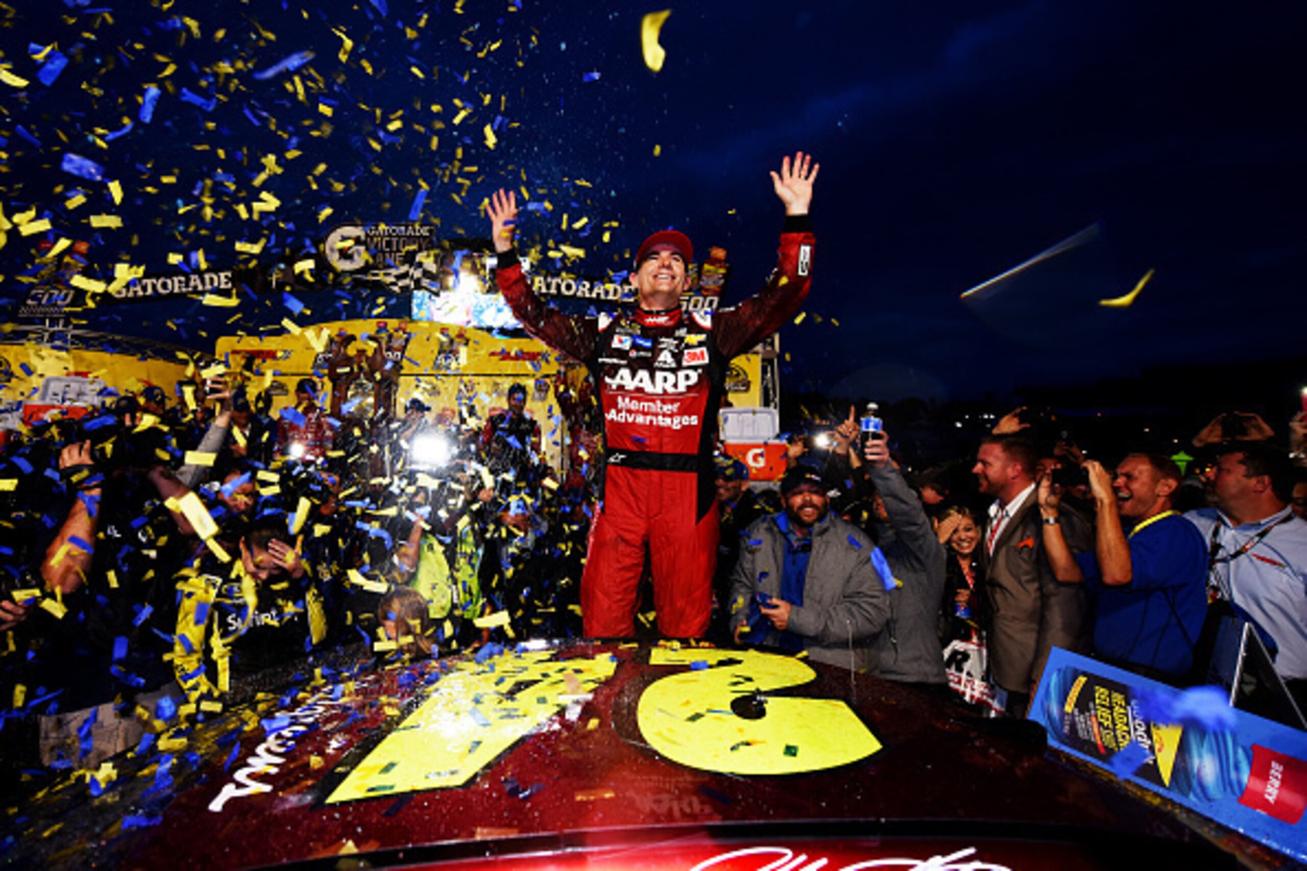 MARTINSVILLE, VA - NOVEMBER 01:  Jeff Gordon, driver of the #24 AARP Member Advantages Chevrolet, celebrates in Victory Lane after winning the NASCAR Sprint Cup Series Goody's Headache Relief Shot 500 at Martinsville Speedway on November 1, 2015 in Martin