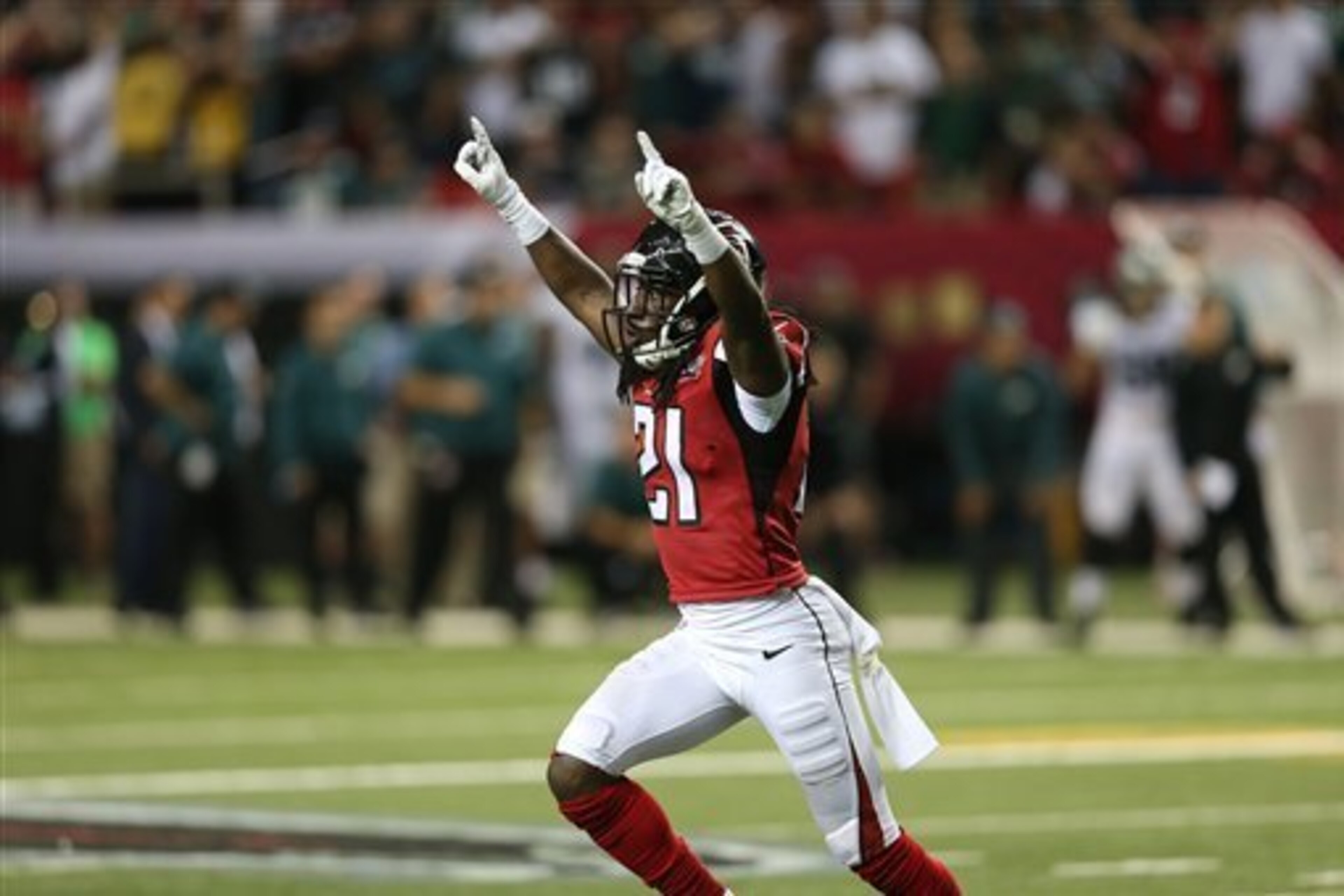 Desmond Trufant and the Atlanta Falcons continue to fluster offenses. Desmond Trufant and the Atlanta Falcons continue to fluster offenses.