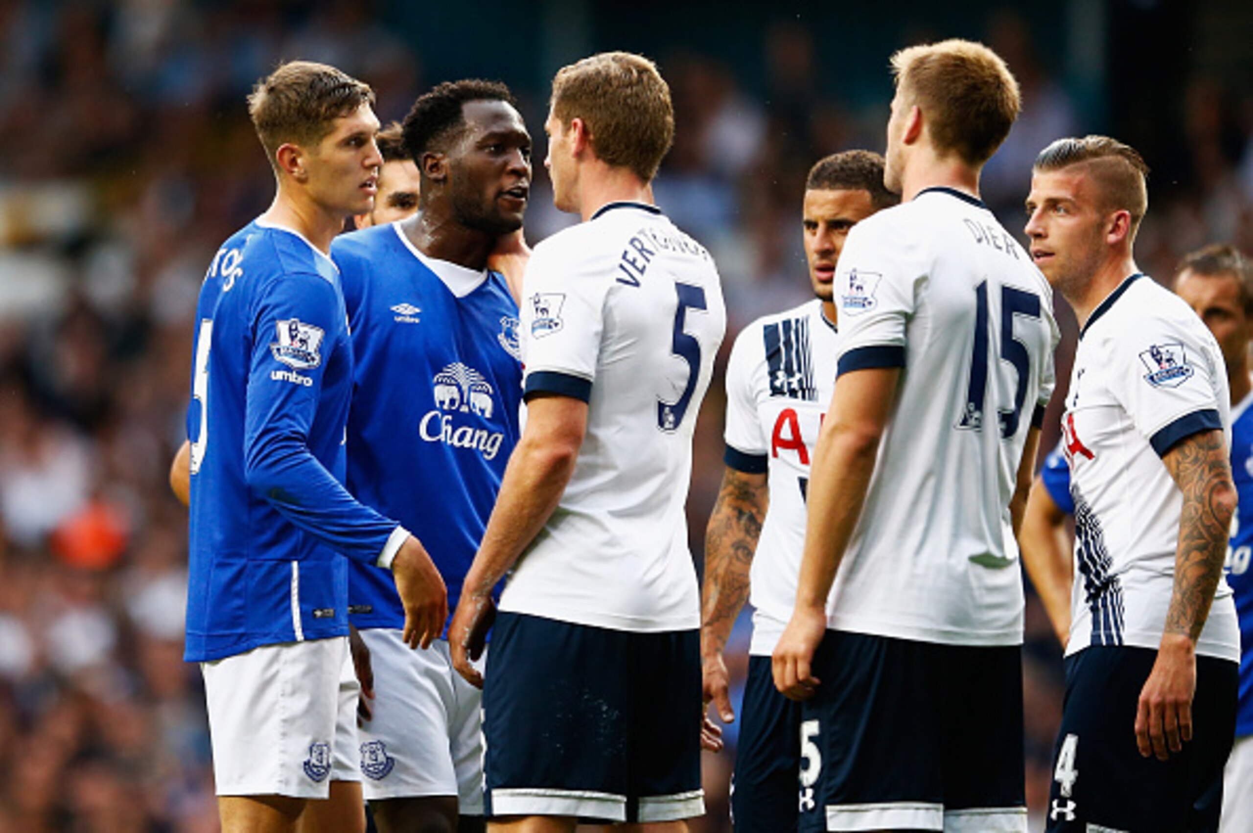 LONDON, ENGLAND - AUGUST 29: John Stones (1st L) and Romelu Lukaku (2nd L) of Everton face off with Jan Vertonghen (3rd L), Eric Dier (2nd R) and Toby Alderweireld (1st R) of Tottenham Hotspur during the Barclays Premier League match between Tottenham Ho LONDON, ENGLAND - AUGUST 29: John Stones (1st L) and Romelu Lukaku (2nd L) of Everton face off with Jan Vertonghen (3rd L), Eric Dier (2nd R) and Toby Alderweireld (1st R) of Tottenham Hotspur during the Barclays Premier League match between Tottenham Ho