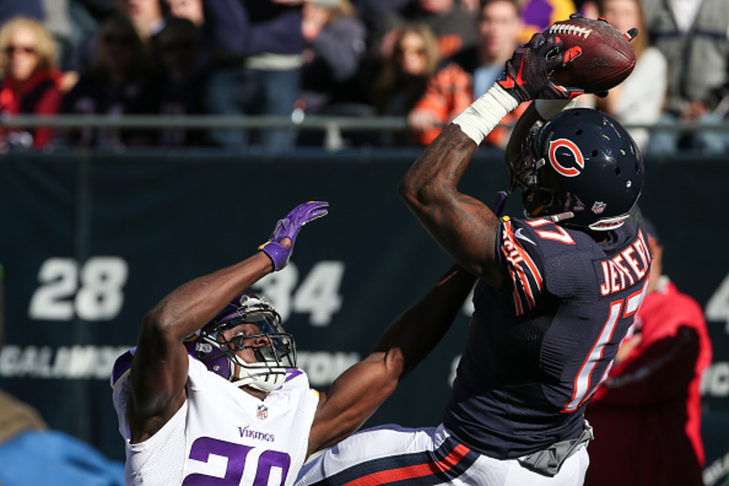 CHICAGO, IL - NOVEMBER 01:   Alshon Jeffery #17 of the Chicago Bears catches a 21 yd pass for a touchdown against  Xavier Rhodes #29 of the Minnesota Vikings in the second quarter at Soldier Field on November 1, 2015 in Chicago, Illinois.  (Photo by Jonat