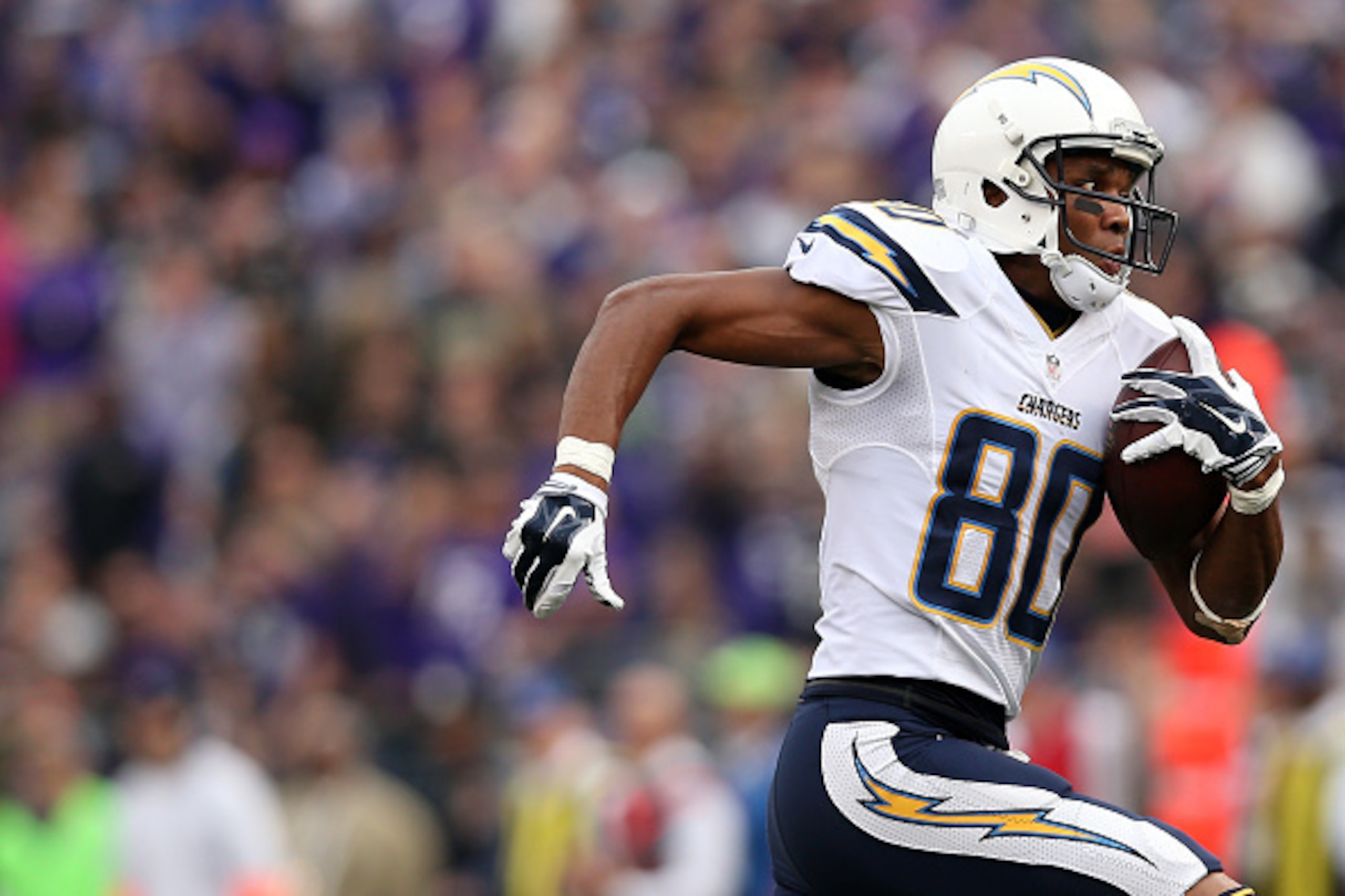 BALTIMORE, MD - NOVEMBER 01: Wide receiver Malcom Floyd #80 of the San Diego Chargers scores a third quarter touchdown against the Baltimore Ravens at M&T Bank Stadium on November 1, 2015 in Baltimore, Maryland. (Photo by Patrick Smith/Getty Images)