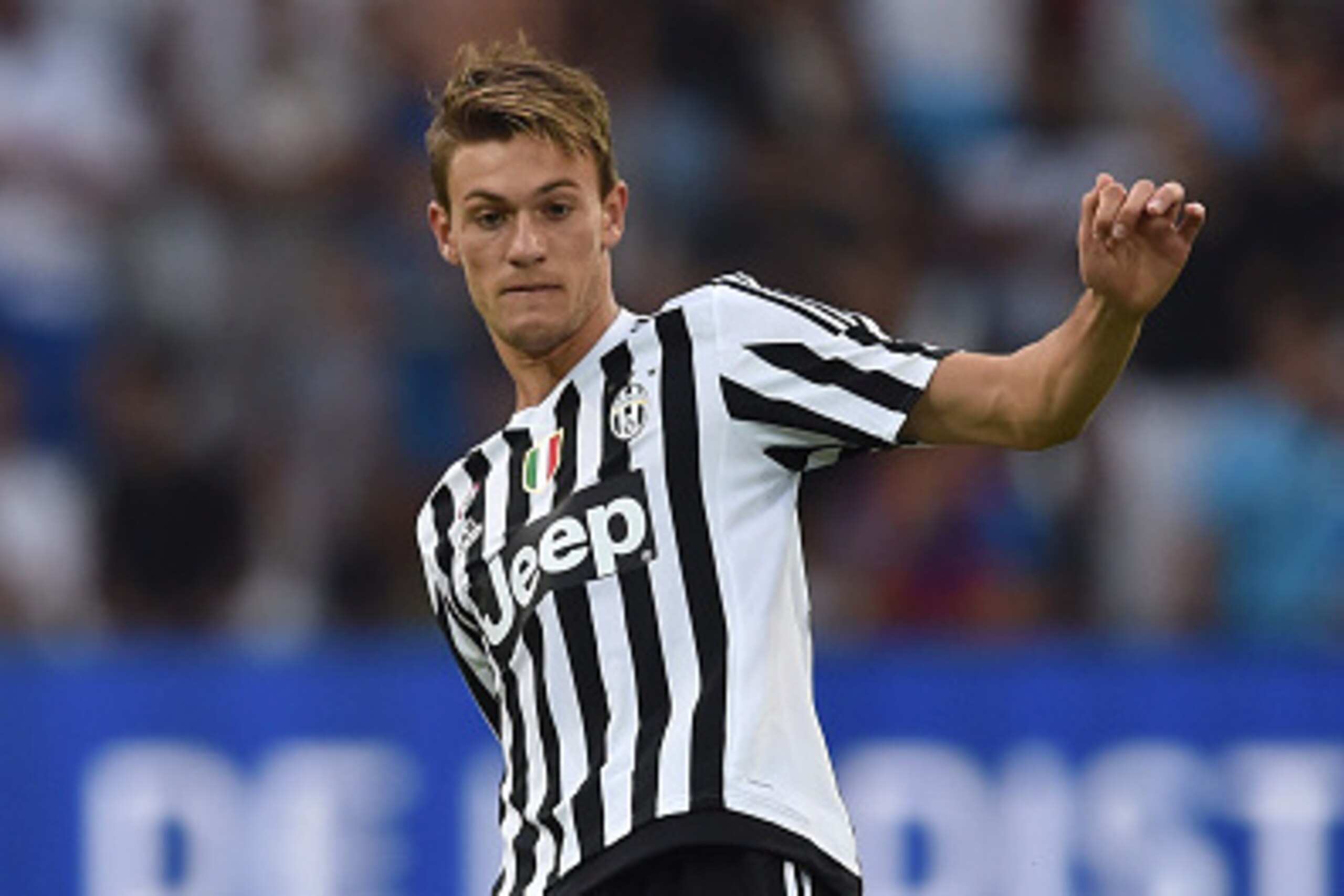 MARSEILLE, FRANCE - AUGUST 01:  Daniele Rugani of Juventus FC in action during the preseason friendly match between Olympique de Marseille and Juventus FC at Stade Velodrome on August 1, 2015 in Marseille, France.  (Photo by Valerio Pennicino/Getty Images