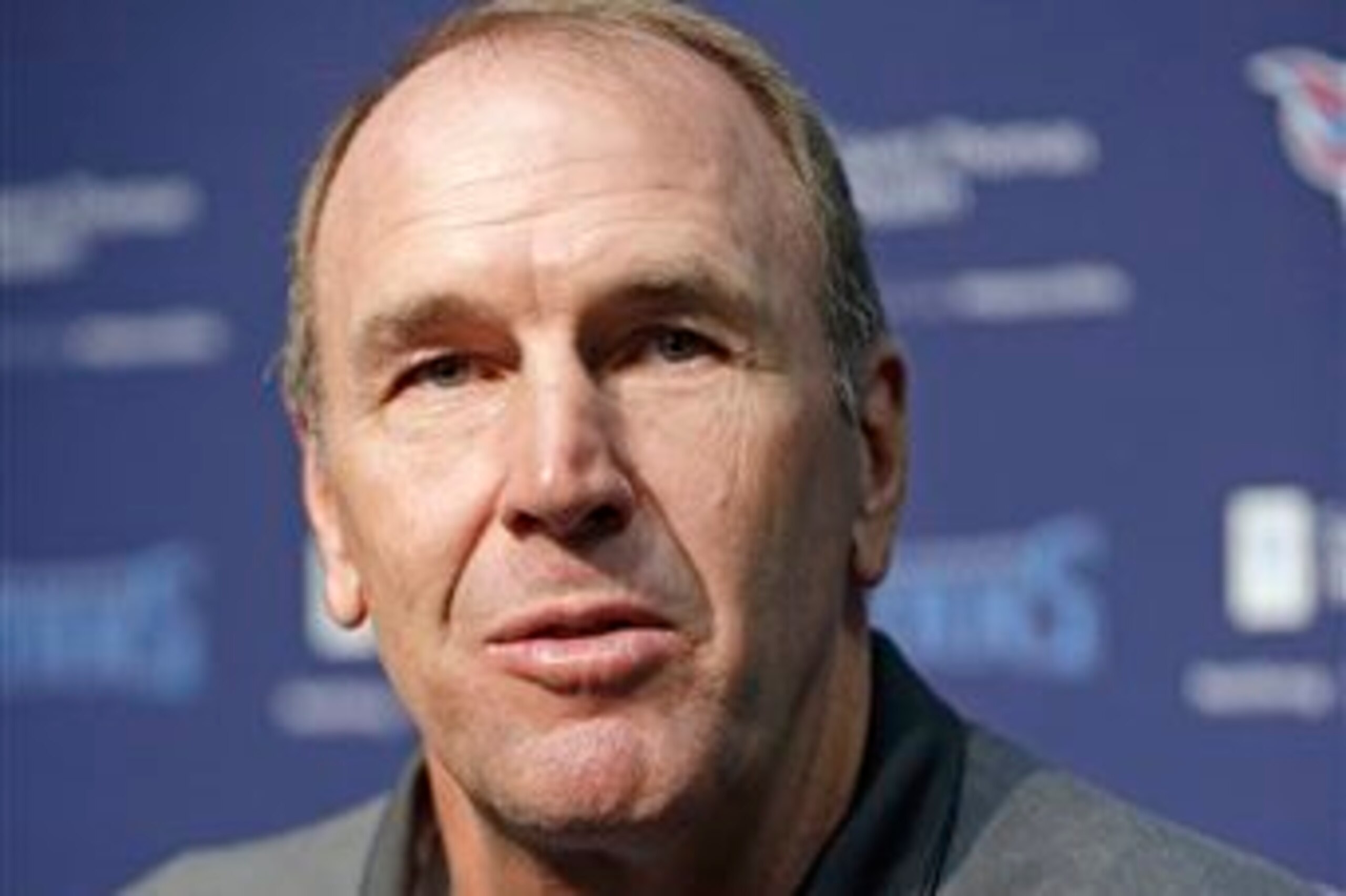Titans coach Mike Mularkey
