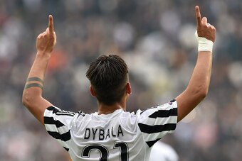 TURIN, ITALY - OCTOBER 25:  Paulo Dybala of Juventus FC celebrates the opening goal during the Serie A match between Juventus FC and Atalanta BC at Juventus Arena on October 25, 2015 in Turin, Italy.  (Photo by Valerio Pennicino/Getty Images)