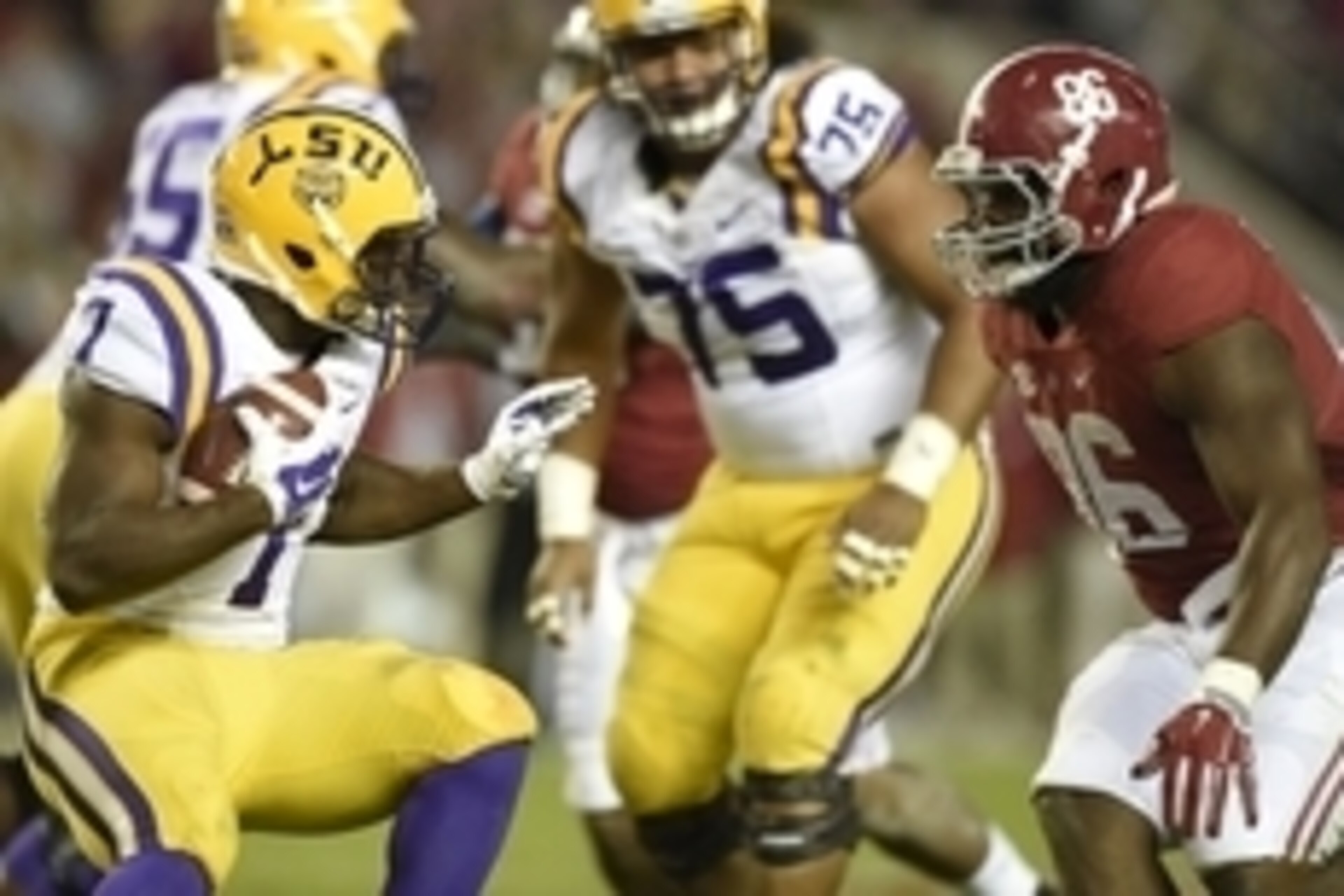 Nov 7, 2015; Tuscaloosa, AL, USA; LSU Tigers running back Leonard Fournette (7) runs the ball while defended by Alabama Crimson Tide defensive lineman A'Shawn Robinson (86) during the third quarter at Bryant-Denny Stadium. Mandatory Credit: John David Mer