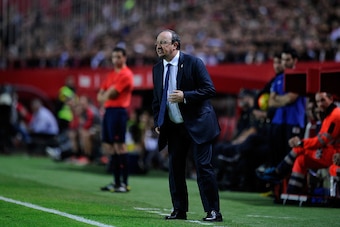 SEVILLE, SPAIN - NOVEMBER 08:  Real Madrid manager Rafa Benitez shouts from the sidelines during the La Liga match between Sevilla FC and Real Madrid CF at Estadio Ramon Sanchez Pizjuan on November 8, 2015 in Seville, Spain.  (Photo by Denis Doyle/Getty I