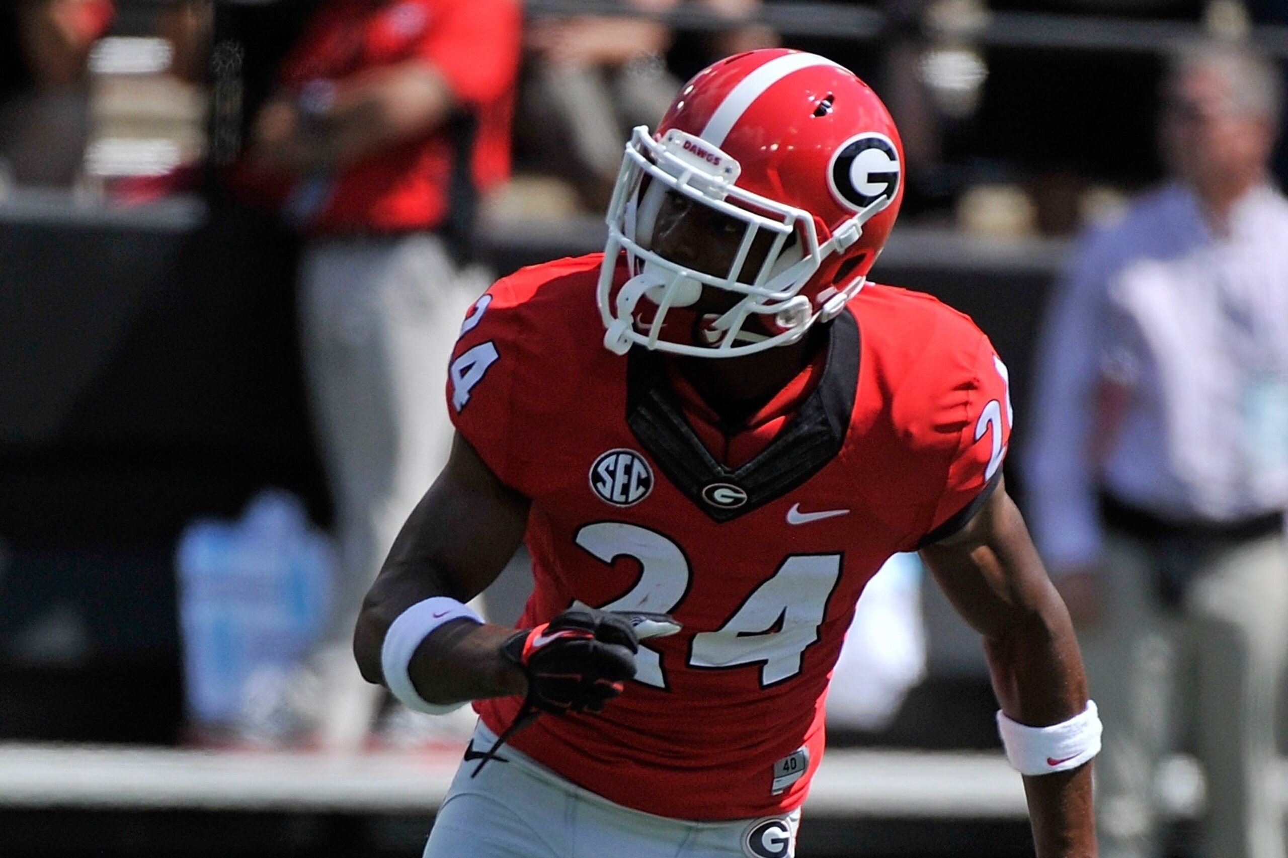 NASHVILLE, TN - SEPTEMBER 12: Dominick Sanders #24 of the Georgia Bulldogs plays against the Vanderbilt Commodores at Vanderbilt Stadium on September 12, 2015 in Nashville, Tennessee.  (Photo by Frederick Breedon/Getty Images)