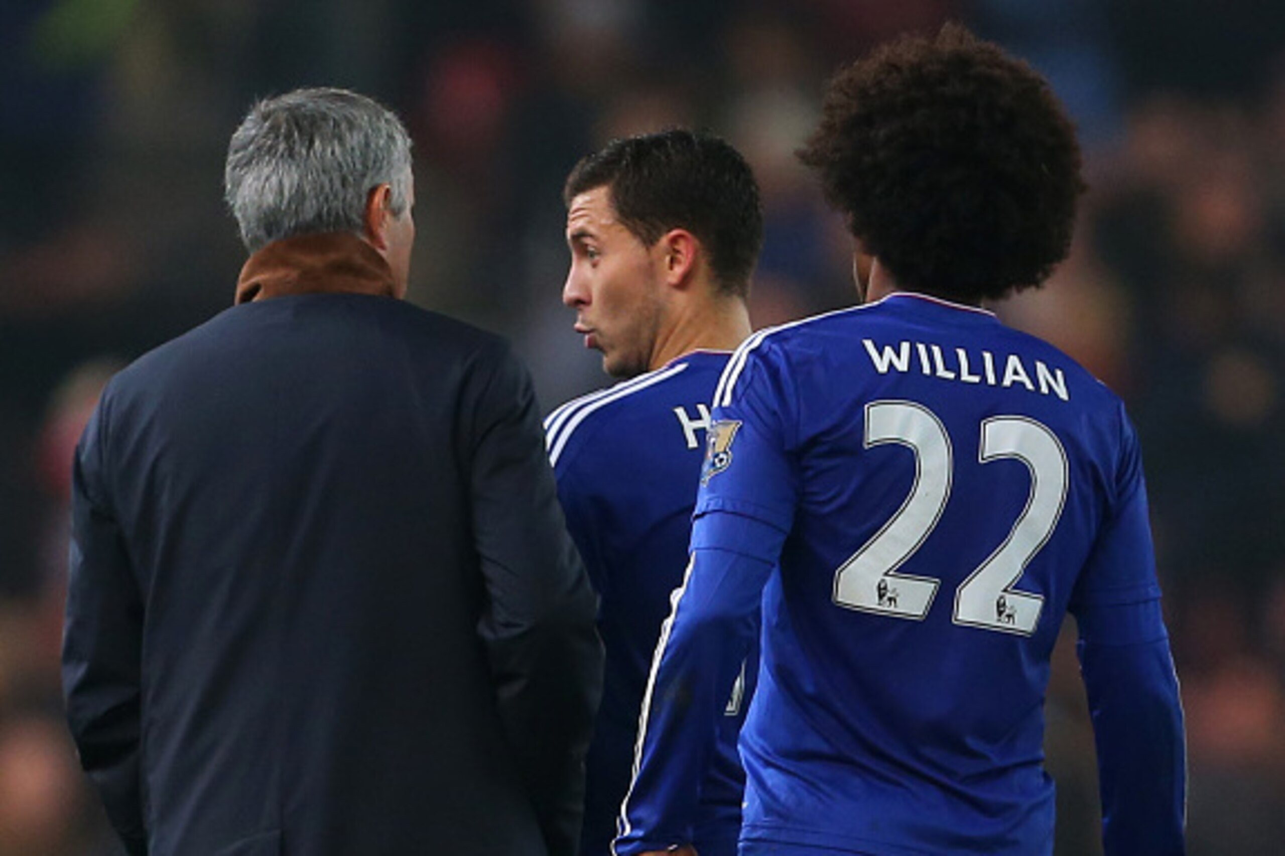 STOKE ON TRENT, ENGLAND - OCTOBER 27:  Eden Hazard of Chelsea speaks with Jose Mourinho Manager of Chelsea during the Capital One Cup Fourth Round match between Stoke City and Chelsea at Britannia Stadium on October 27, 2015 in Stoke on Trent, England.  (