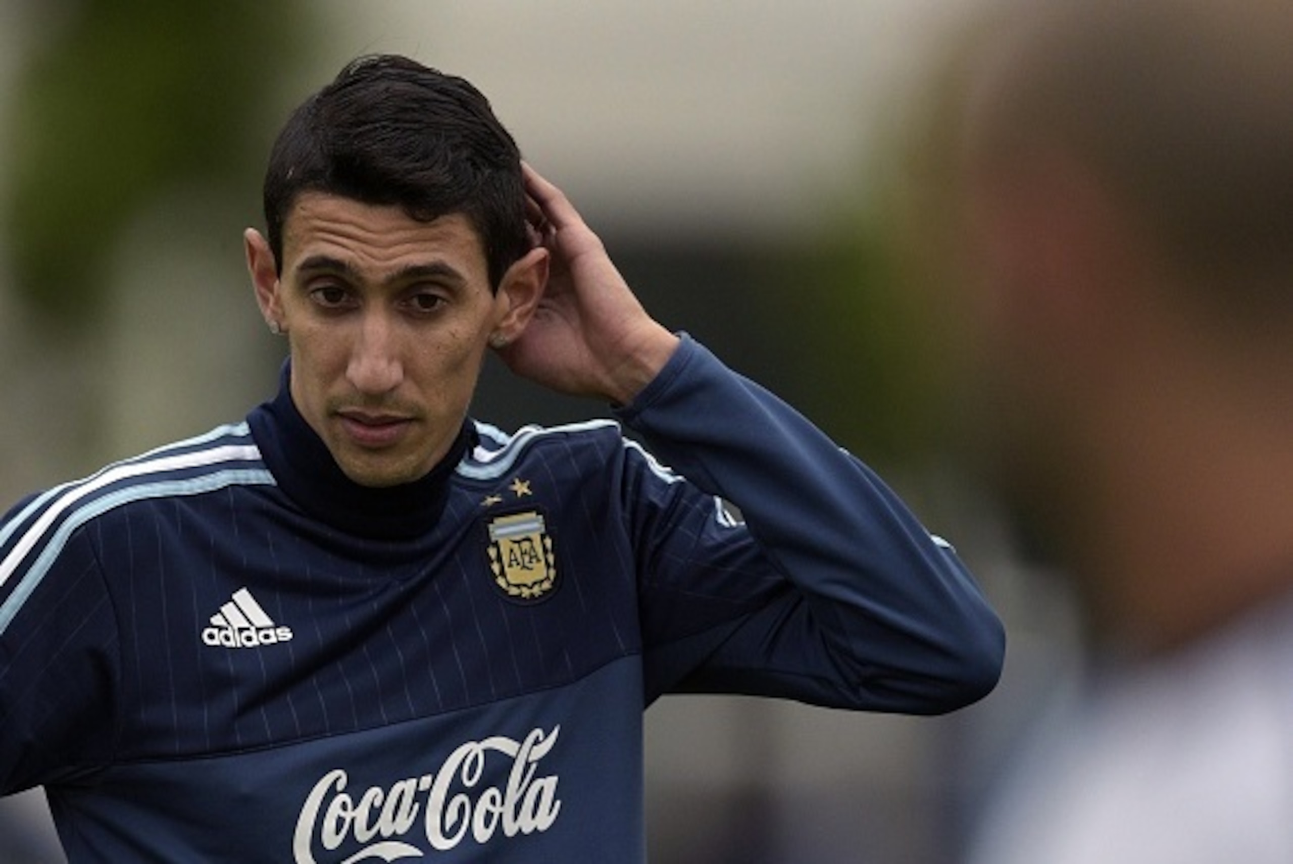 Argentina's forward Angel Di Maria gestures during a training session in Ezeiza, Buenos Aires on November 9, 2015. Argentina will face Brazil in FIFA World Cup Russia 2018 South American qualifier match on November 12. AFP PHOTO / JUAN MABROMATA        (P