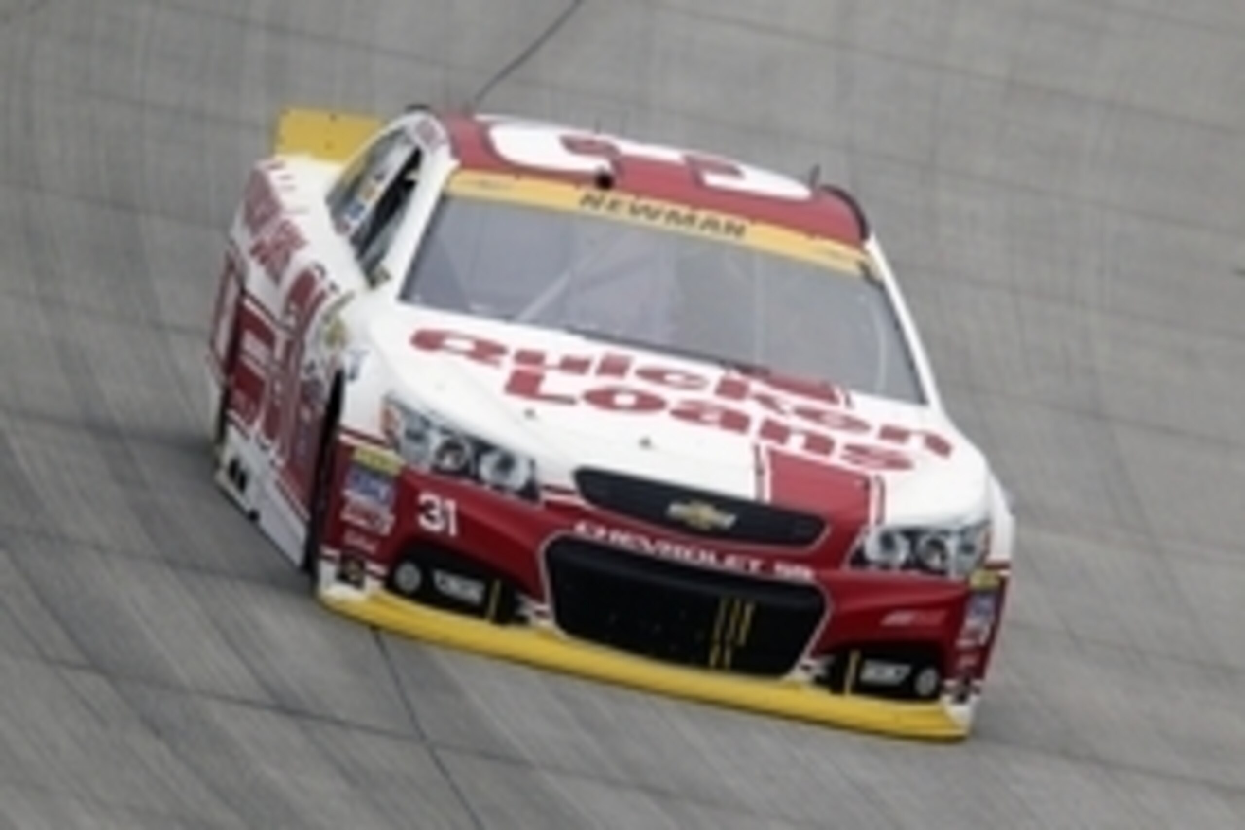 Oct 4, 2015; Dover, DE, USA; NASCAR Sprint Cup Series driver Ryan Newman (31) races during the AAA 400 at Dover International Speedway. Mandatory Credit: Matthew O'Haren-USA TODAY Sports