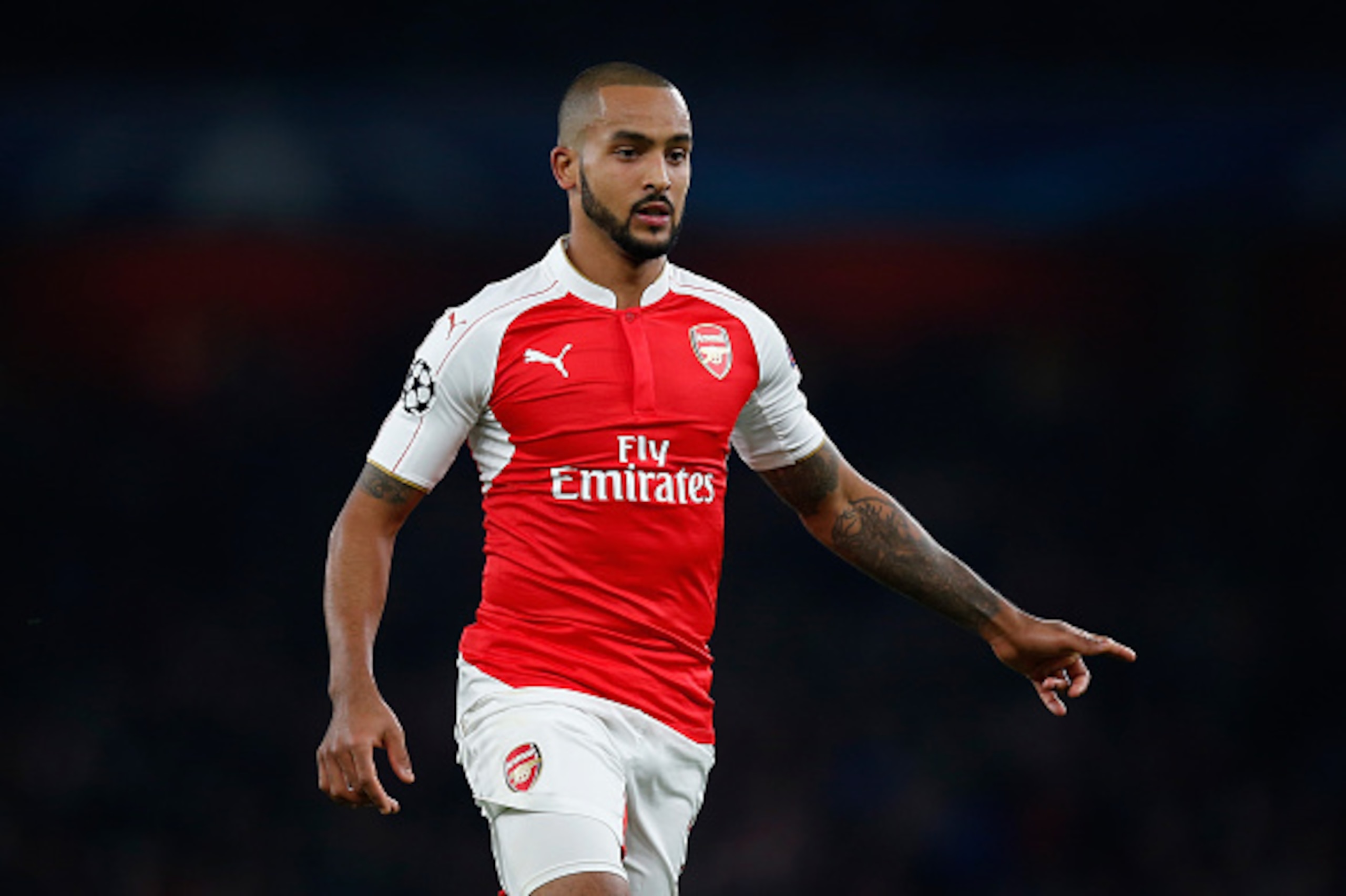 LONDON, ENGLAND - OCTOBER 20: Theo Walcott of Arsenal reacts during the UEFA Champions League Group F match between Arsenal FC and FC Bayern Munchen at the Emirates Stadium on October 20, 2015 in London, United Kingdom. (Photo by Boris Streubel/Getty Im LONDON, ENGLAND - OCTOBER 20: Theo Walcott of Arsenal reacts during the UEFA Champions League Group F match between Arsenal FC and FC Bayern Munchen at the Emirates Stadium on October 20, 2015 in London, United Kingdom. (Photo by Boris Streubel/Getty Im