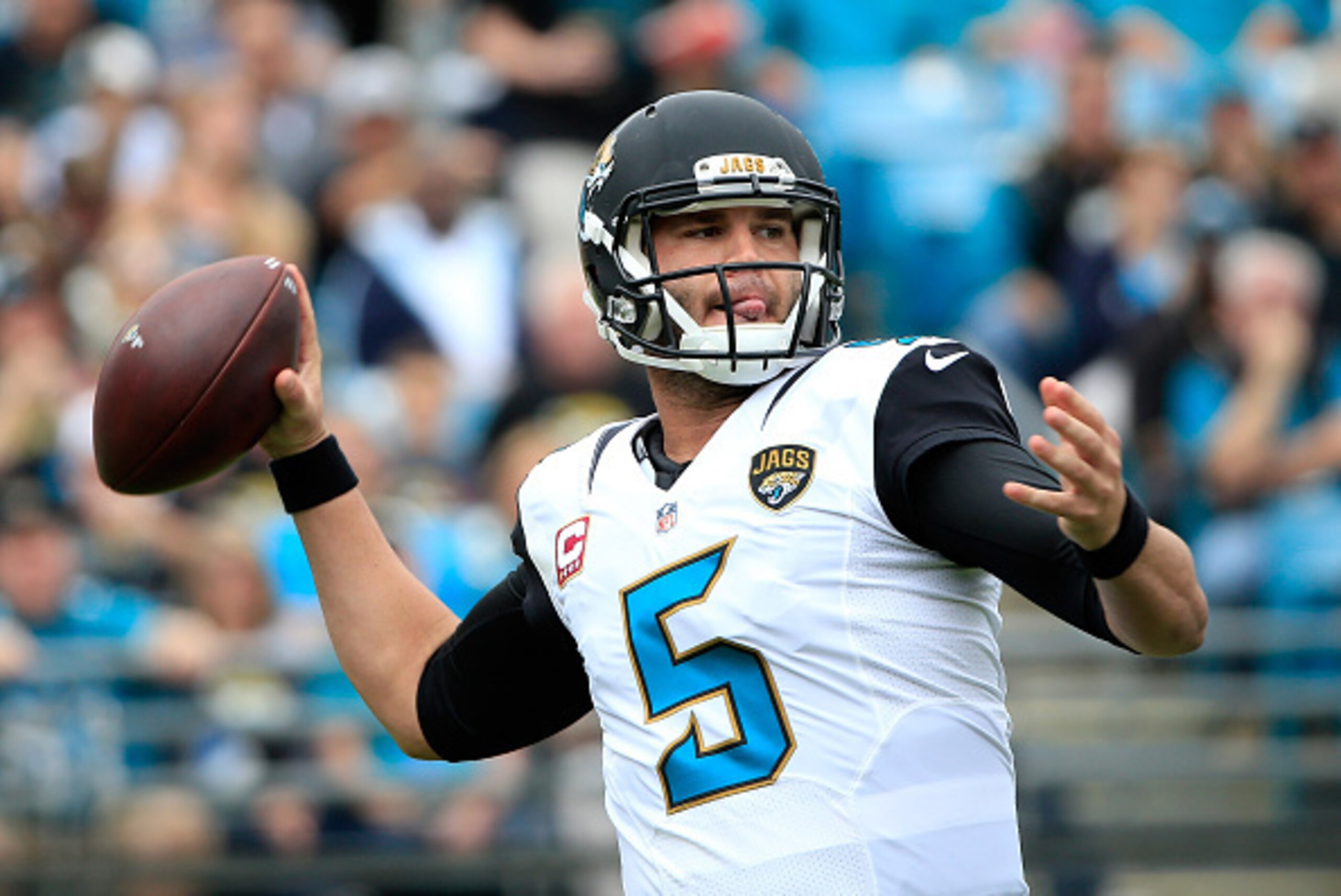 JACKSONVILLE, FL - OCTOBER 18:  Blake Bortles #5 of the Jacksonville Jaguars attempts a pass during the game against the Houston Texans at EverBank Field on October 18, 2015 in Jacksonville, Florida.  (Photo by Sam Greenwood/Getty Images)