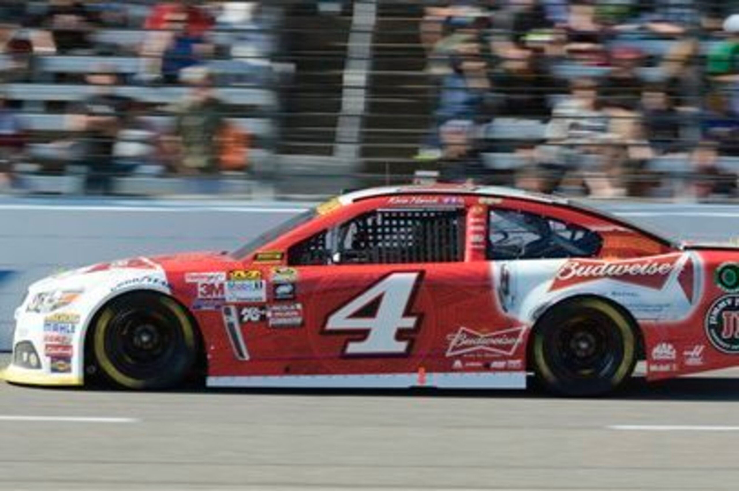 Kevin Harvick knows a thing or two about winning in Phoenix.