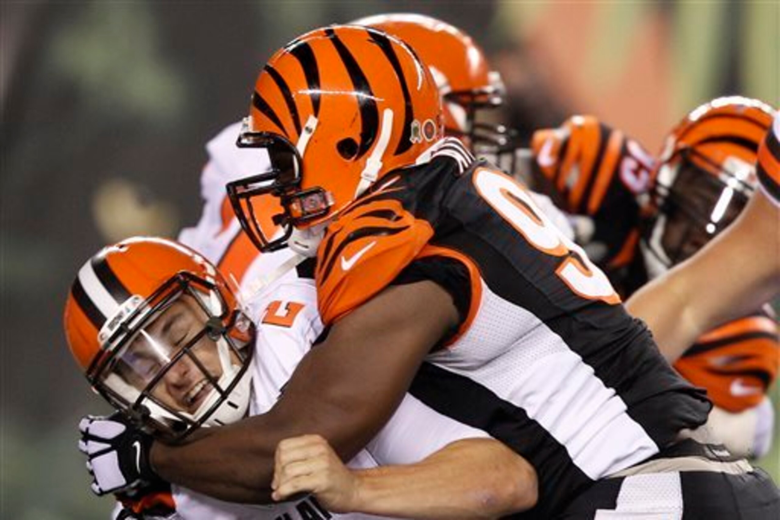 The Cincinnati rush has to disrupt Houston often to win.
