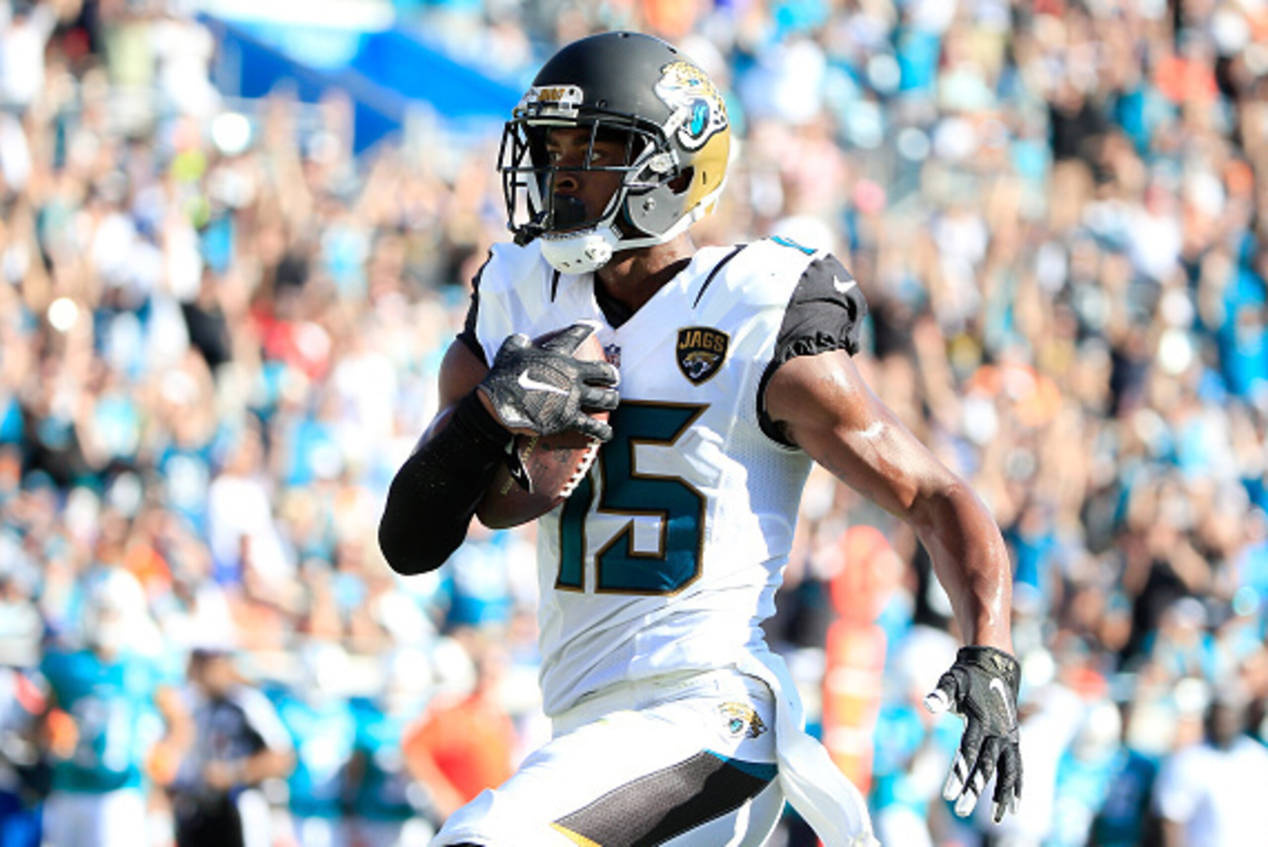 JACKSONVILLE, FL - SEPTEMBER 20:  Allen Robinson #15 of the Jacksonville Jaguars crosses the goal line for a touchdown during the game against the Miami Dolphins at EverBank Field on September 20, 2015 in Jacksonville, Florida.  (Photo by Sam Greenwood/Ge
