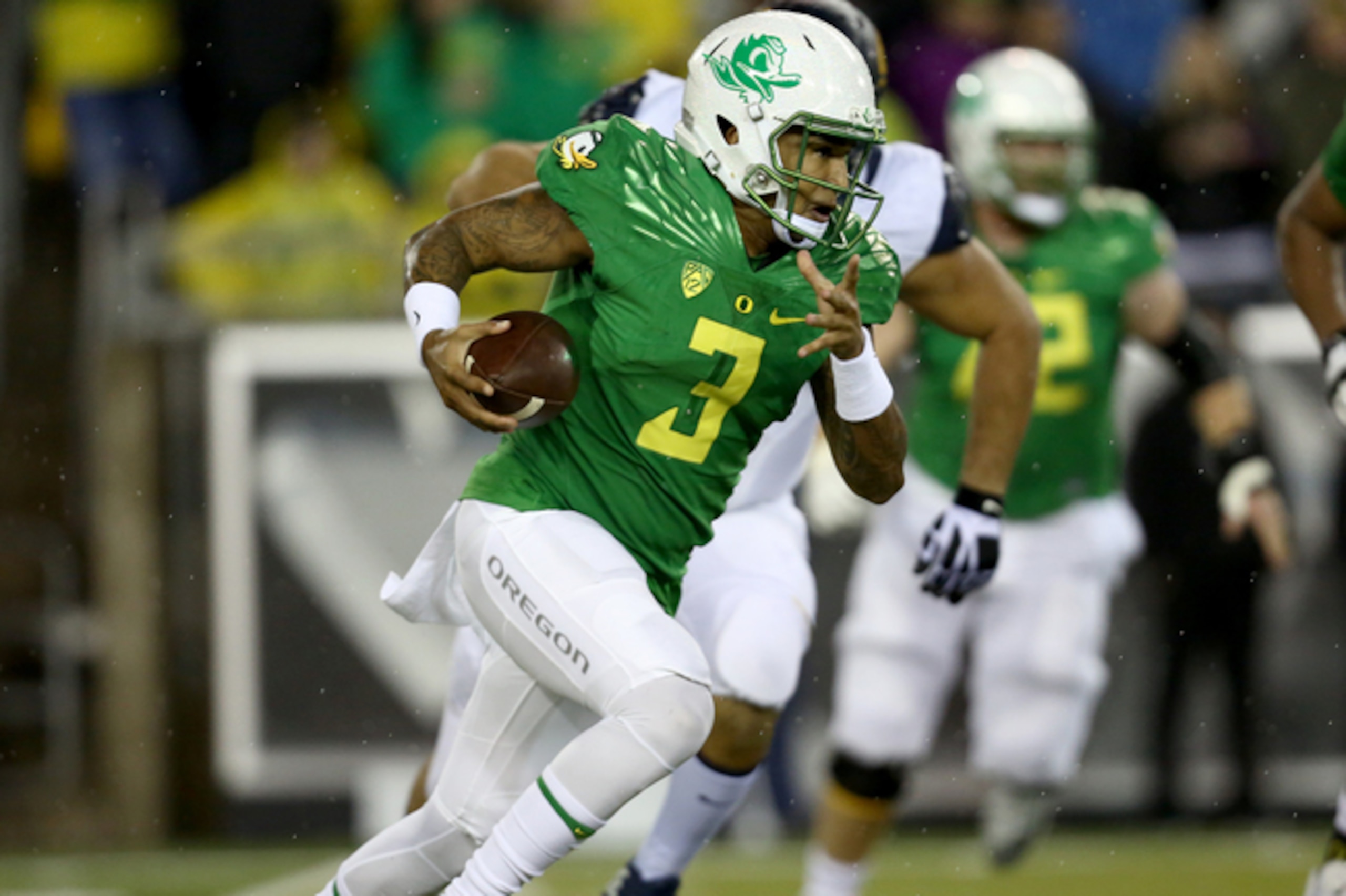 Oregon QB Vernon Adams
