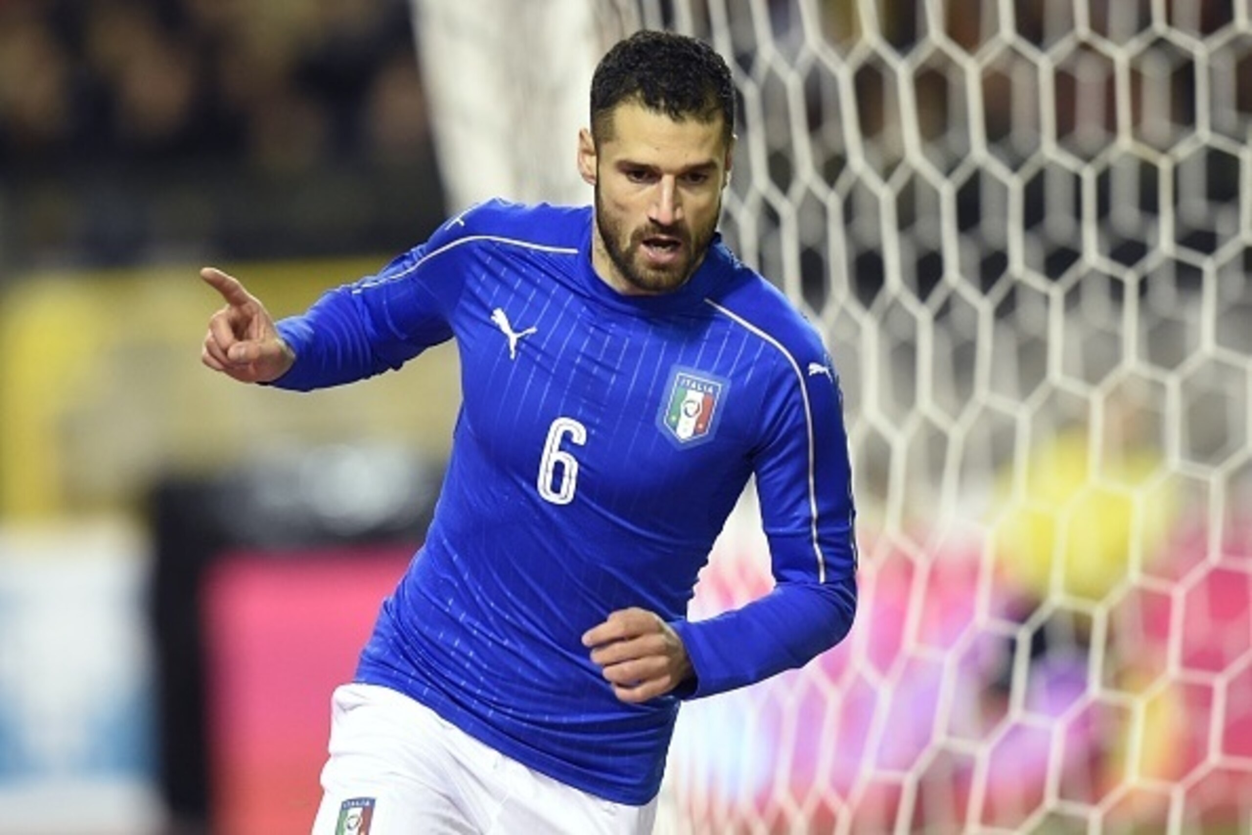 Italy's Antonio Candreva celebrates after scoring during the friendly football match between Belgium and Italy at the King Baudouin Stadium on November 13, 2015 in Brussels. AFP PHOTO / JOHN THYS (Photo credit should read JOHN THYS/AFP/Getty Image Italy's Antonio Candreva celebrates after scoring during the friendly football match between Belgium and Italy at the King Baudouin Stadium on November 13, 2015 in Brussels. AFP PHOTO / JOHN THYS (Photo credit should read JOHN THYS/AFP/Getty Image