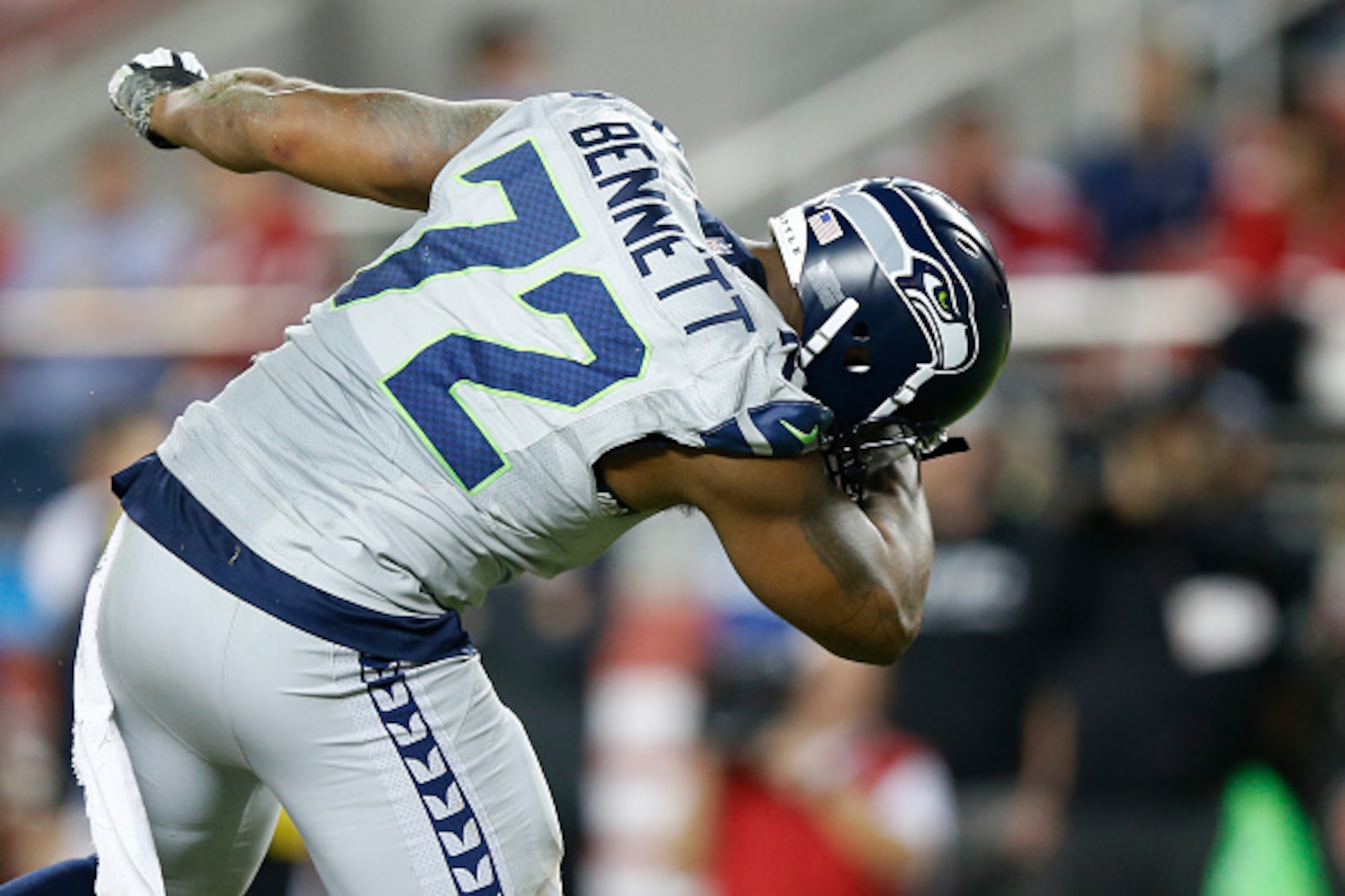 SANTA CLARA, CA - OCTOBER 22:  Michael Bennett #72 of the Seattle Seahawks celebrates after a sack of Colin Kaepernick #7 of the San Francisco 49ers during their NFL game at Levi's Stadium on October 22, 2015 in Santa Clara, California.  (Photo by Ezra Sh