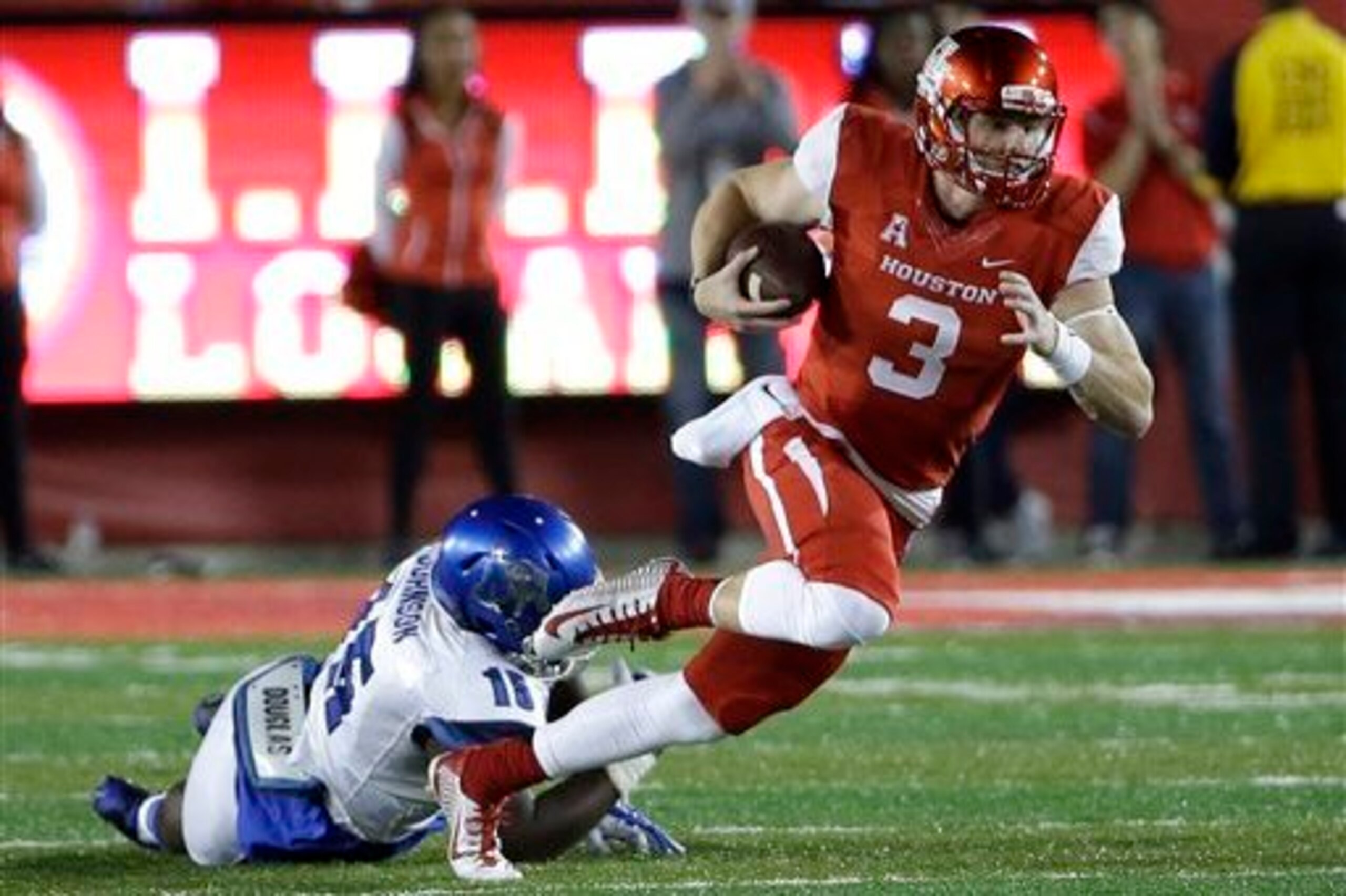 Houston QB Kyle Postma