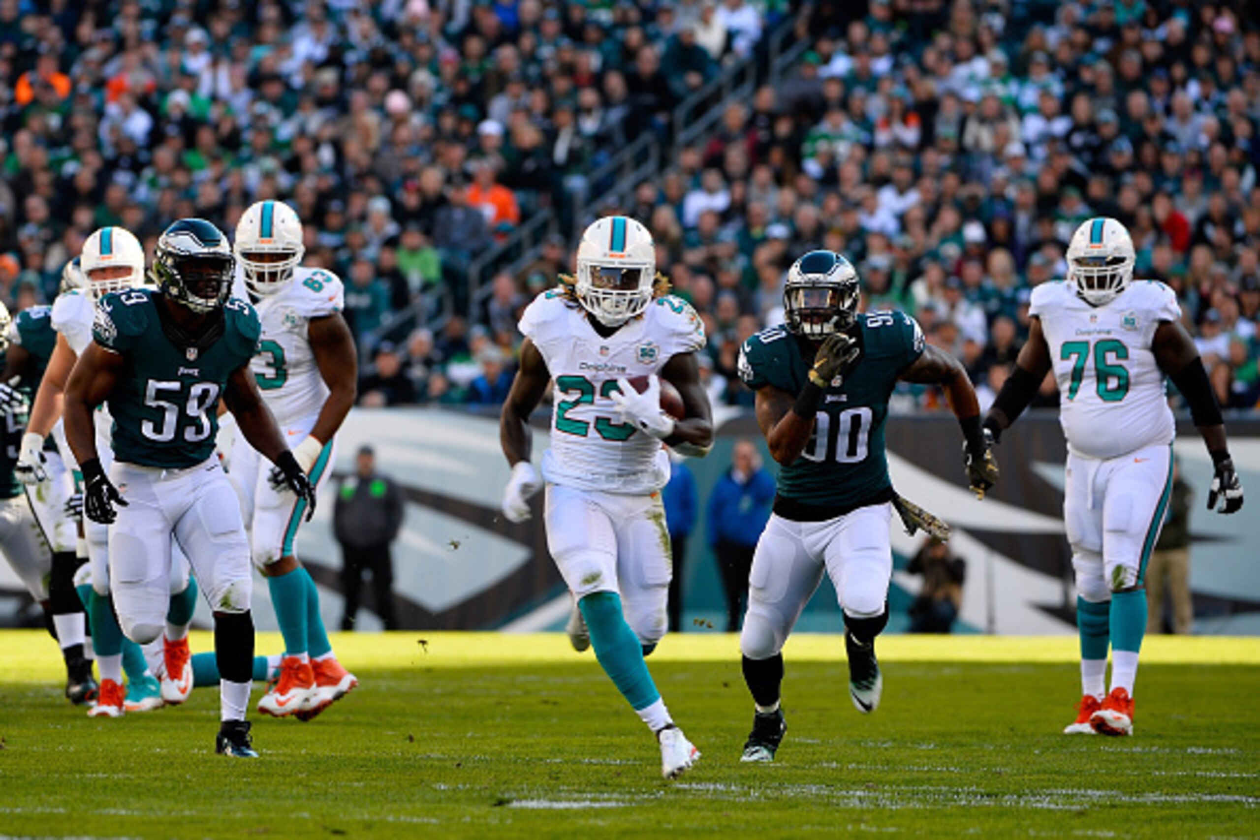 PHILADELPHIA, PA - NOVEMBER 15:  Jay Ajayi #23 of the Miami Dolphins runs the ball against the Philadelphia Eagles in the second quarter at Lincoln Financial Field on November 15, 2015 in Philadelphia, Pennsylvania.  (Photo by Alex Goodlett/Getty Images)