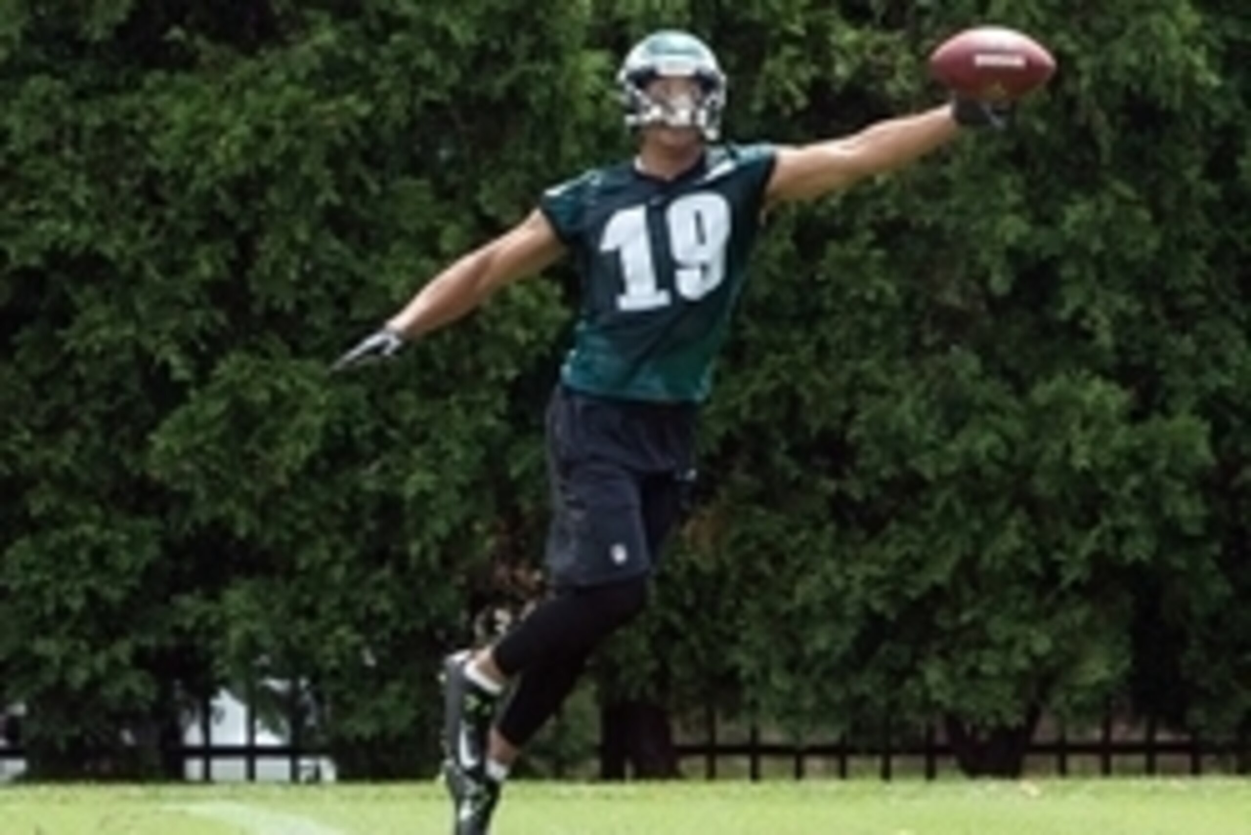 Jun 17, 2015; Philadelphia, PA, USA; Philadelphia Eagles wide receiver Miles Austin (19) makes a catch during minicamp at The NovaCare Complex. Mandatory Credit: Bill Streicher-USA TODAY Sports