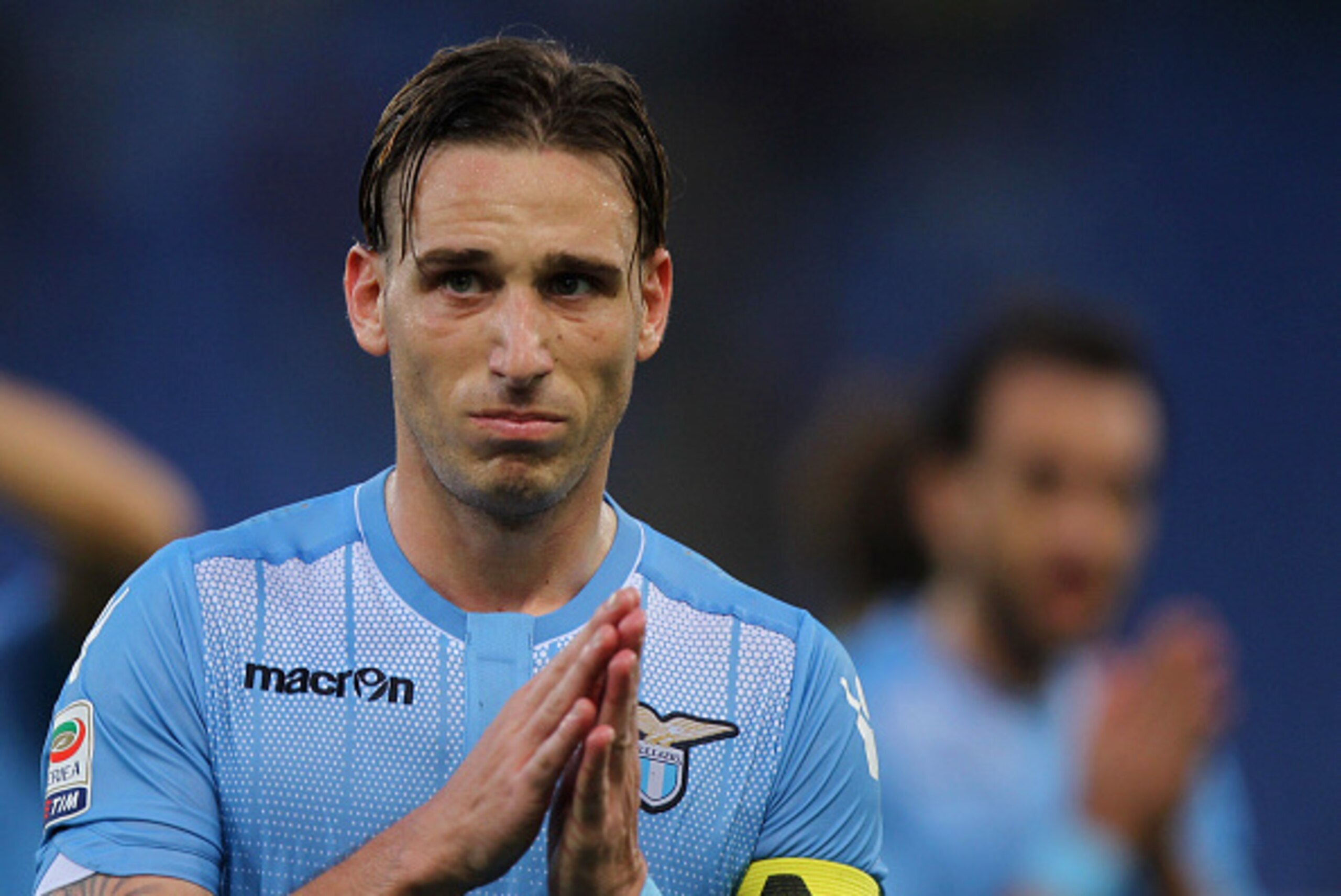 ROME, ITALY - NOVEMBER 08:  Lucas Biglia of SS Lazio reacts after the Serie A match between AS Roma and SS Lazio at Stadio Olimpico on November 8, 2015 in Rome, Italy.  (Photo by Paolo Bruno/Getty Images)