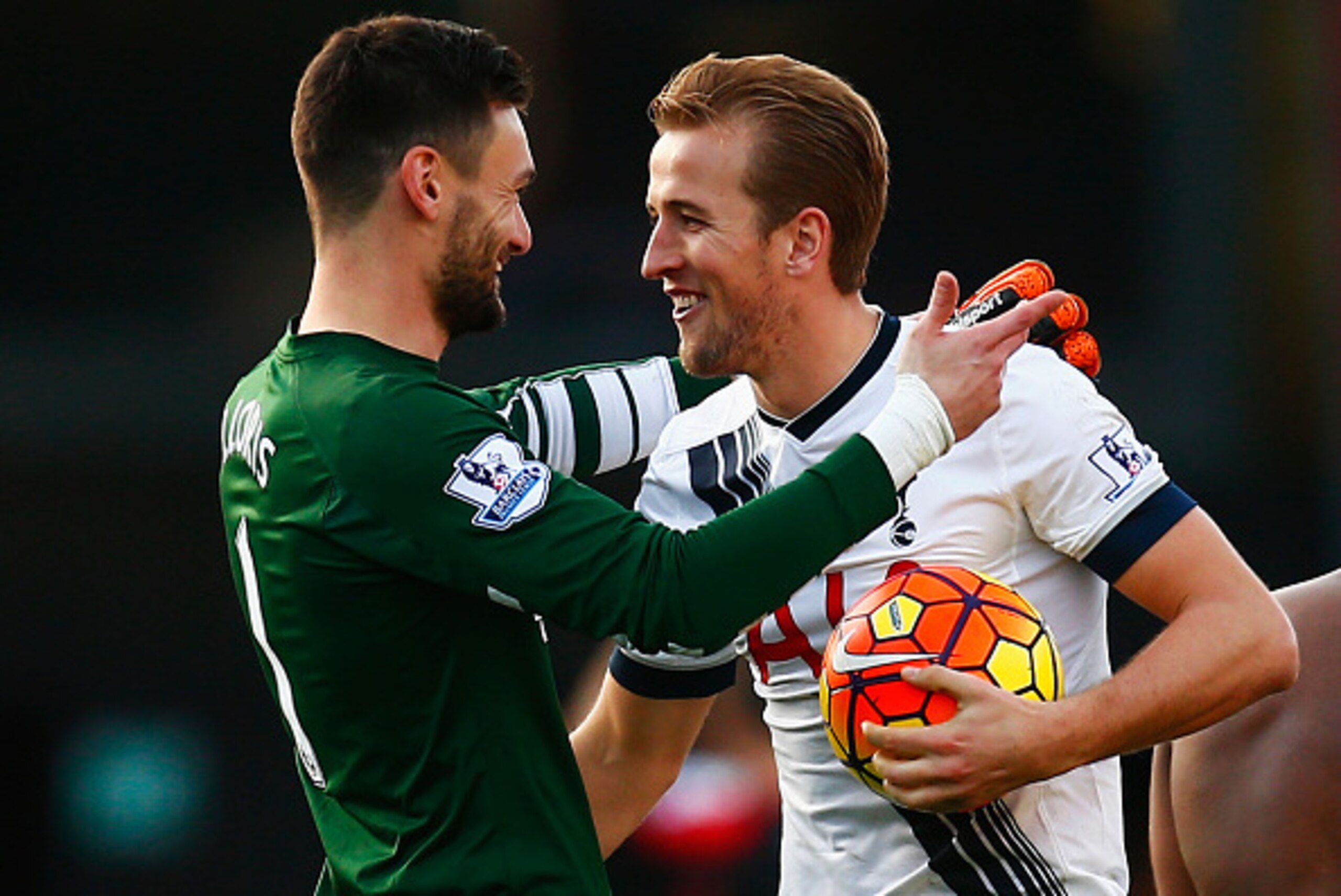 BOURNEMOUTH, ENGLAND - OCTOBER 25:  Hugo Lloris (L) of Tottenham Hotspur conglatutes Harry Kane (R) on his hat trick after the 5-1 win in the Barclays Premier League match between A.F.C. Bournemouth and Tottenham Hotspur at Vitality Stadium on October 25,