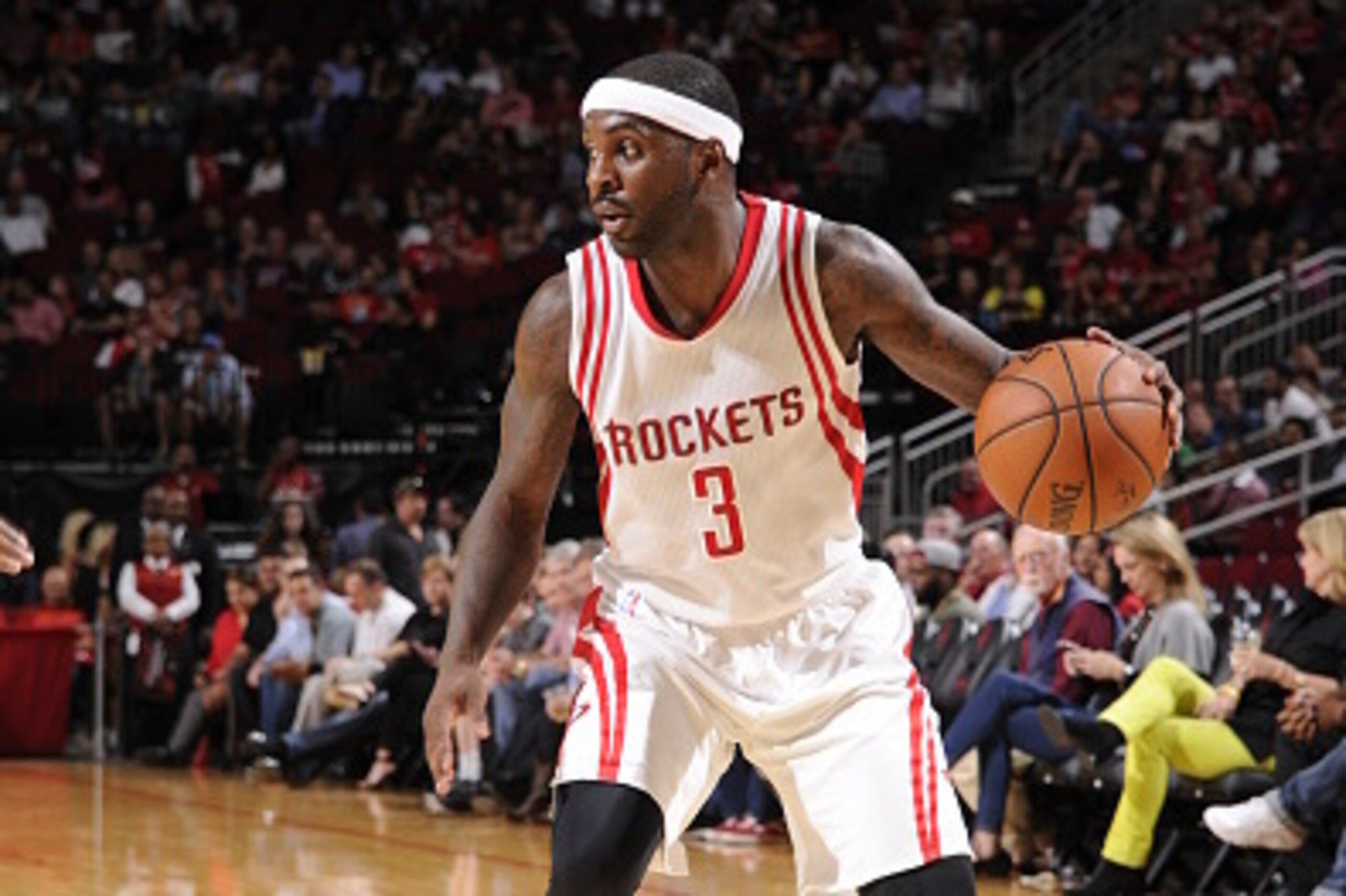 HOUSTON, TX - NOVEMBER 16:  Ty Lawson #3 of the Houston Rockets handles the ball against the Boston Celtics on November 16, 2015 at the Toyota Center in Houston, Texas. NOTE TO USER: User expressly acknowledges and agrees that, by downloading and or using